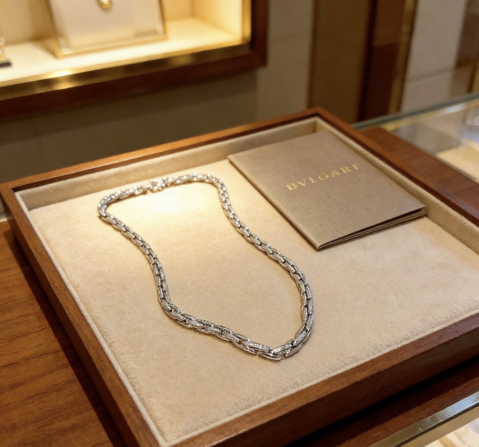 Bvlgari 项链宝格丽项链V金材质 BVLGARI宝格丽 DIVAS‘ DREAM 系列 品相完美