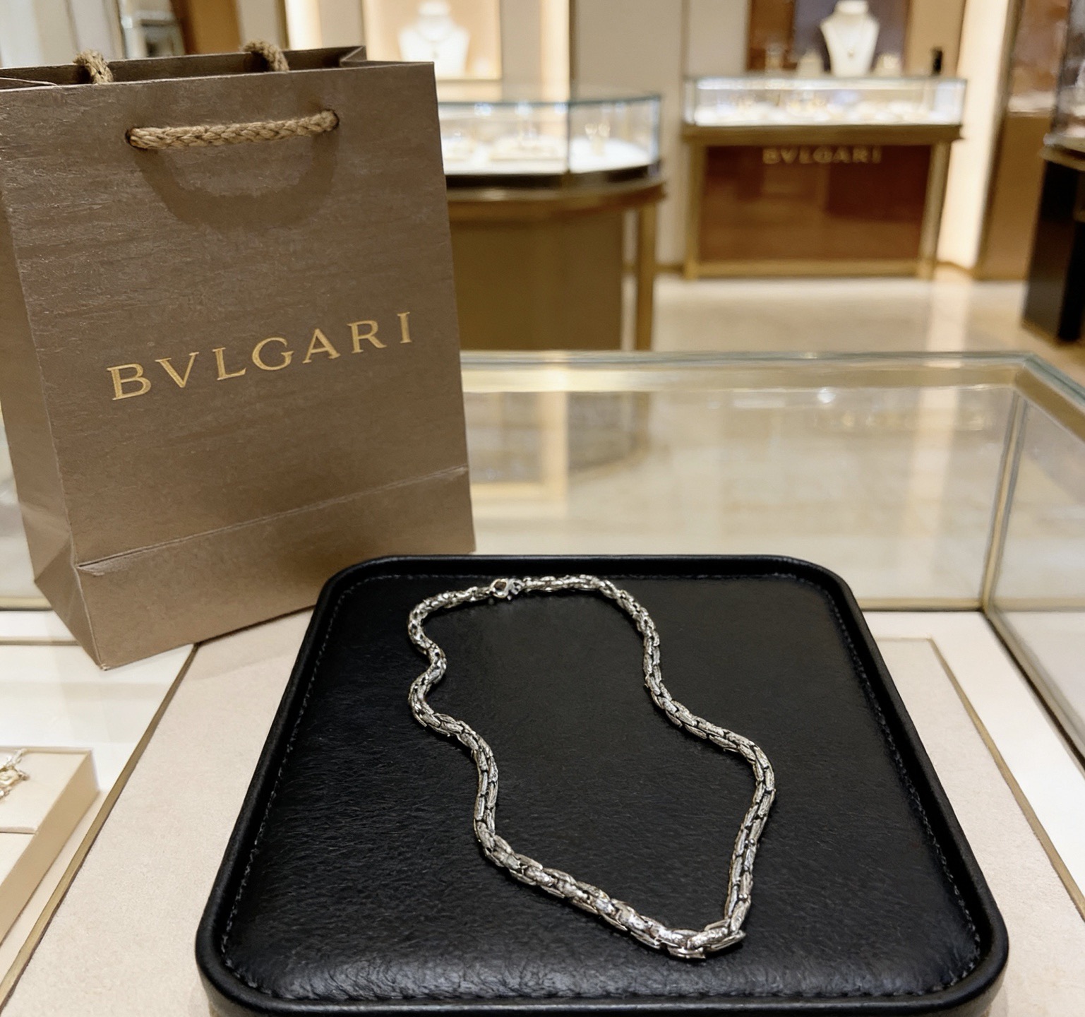 Bvlgari 项链宝格丽项链V金材质 BVLGARI宝格丽 DIVAS‘ DREAM 系列 品相完美