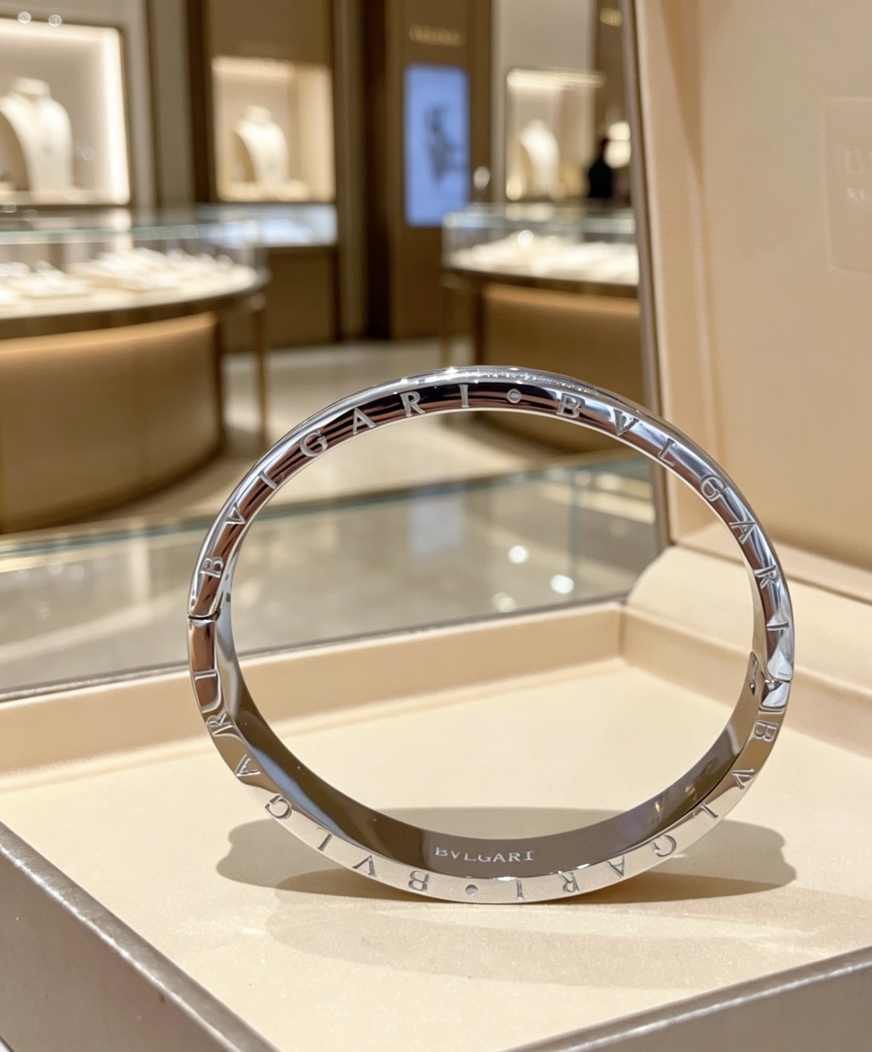 Bvlgari 宝格丽手镯Serpenti Viper系列手镯 宝格丽手环V金材质 完美精心打磨