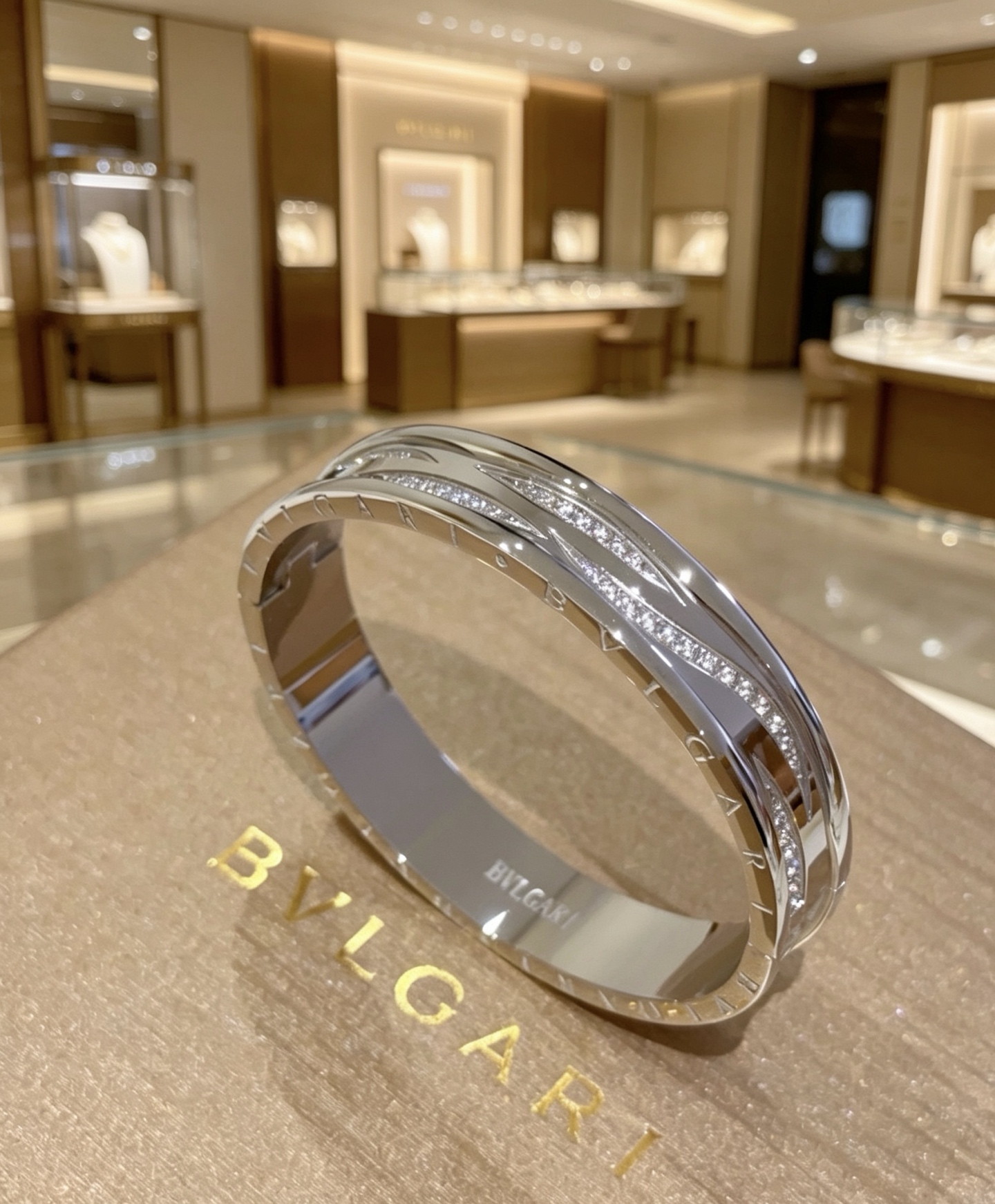 Bvlgari 宝格丽手镯Serpenti Viper系列手镯 宝格丽手环V金材质 完美精心打磨