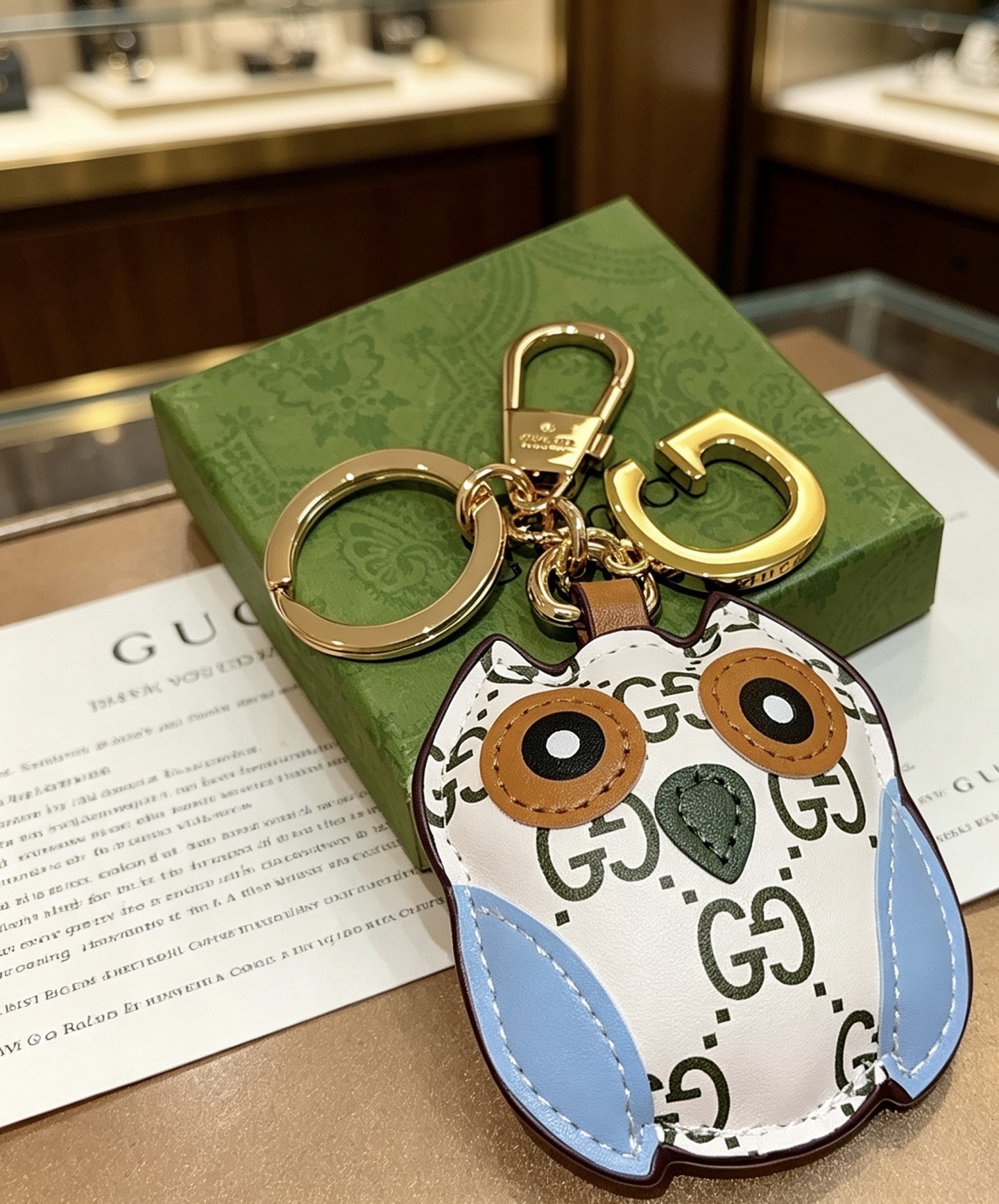 Gucci 新品发布 𝐆𝐮𝐜𝐜𝐢古驰钥匙扣 古驰包包扣 最新款包包挂饰档次更高 Anger Forest系列双G 款联名设计理念钥匙扣系列