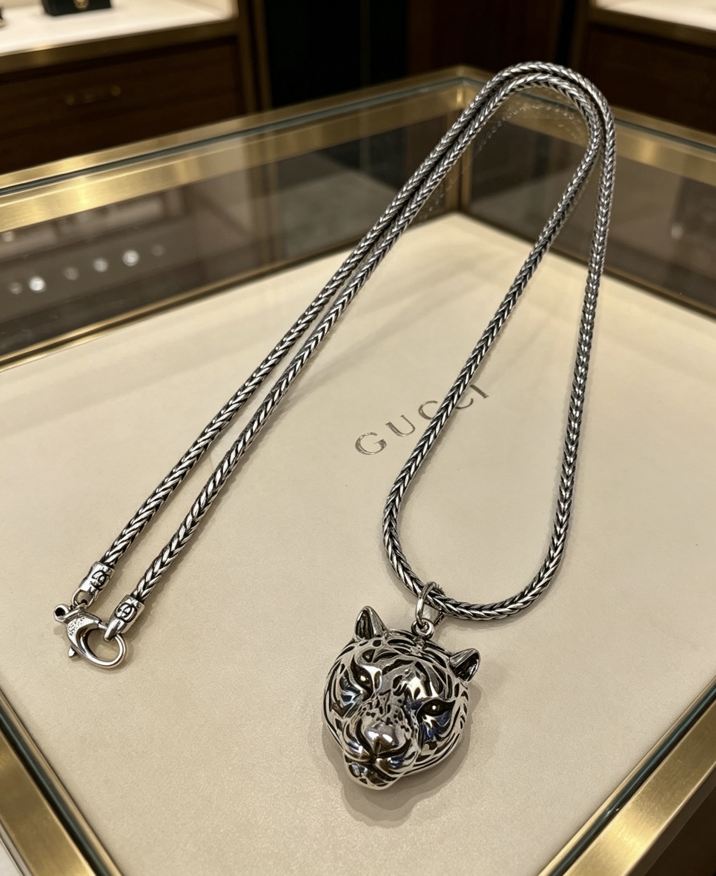 Gucci 𝐆𝐮𝐜𝐜𝐢古驰项链最新款链条档次更高 Anger Forest系列双G 款系列 银项链