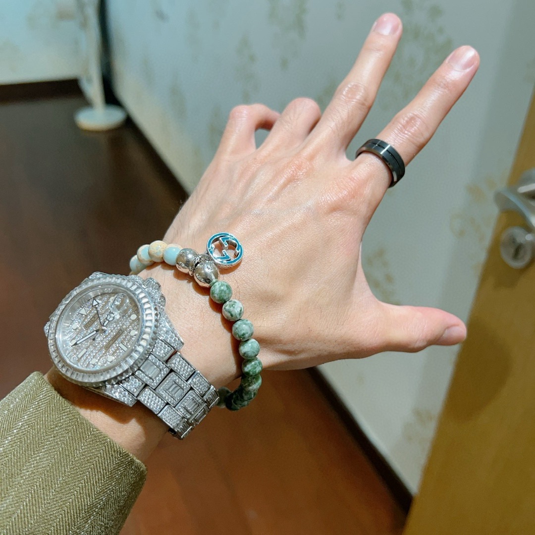 Gucci 新品发布 𝐆𝐮𝐜𝐜𝐢古驰手链 最新款蛇皮石手链档次更高 Anger Forest系列双g水晶手链