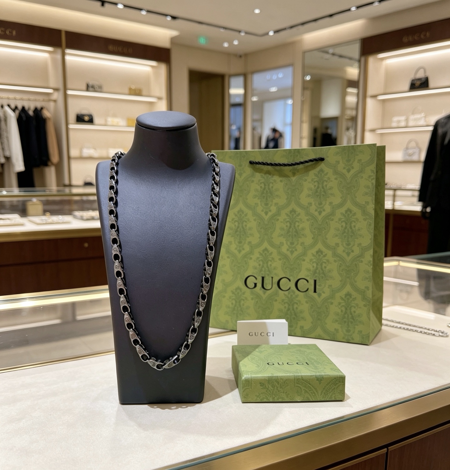 Gucci 新品发布 不爆不发 抖音带货 首选 𝐆𝐮𝐜𝐜𝐢古驰项链最新款链条档次更高 Anger Forest系列设计理念 项链
