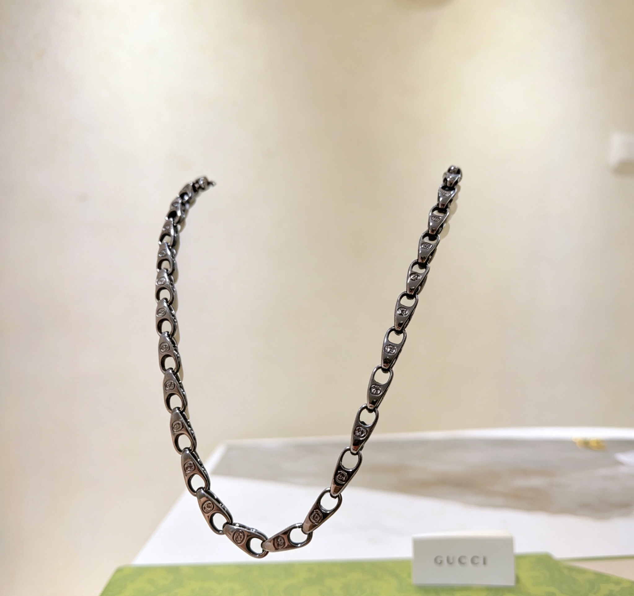 Gucci 新品发布 不爆不发 抖音带货 首选 𝐆𝐮𝐜𝐜𝐢古驰项链最新款链条档次更高 Anger Forest系列设计理念 项链