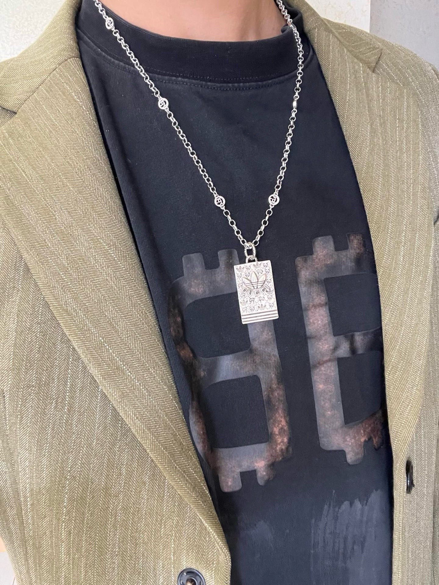 Gucci 新品发布 𝐆𝐮𝐜𝐜𝐢古驰项链最新款链条档次更高 Anger Forest系列双G 款联名设计理念项链系列 银项链