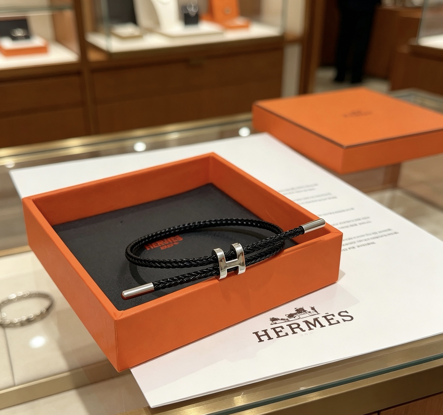 Hermès 爱马仕手链 手绳太考验师傅的手艺了
