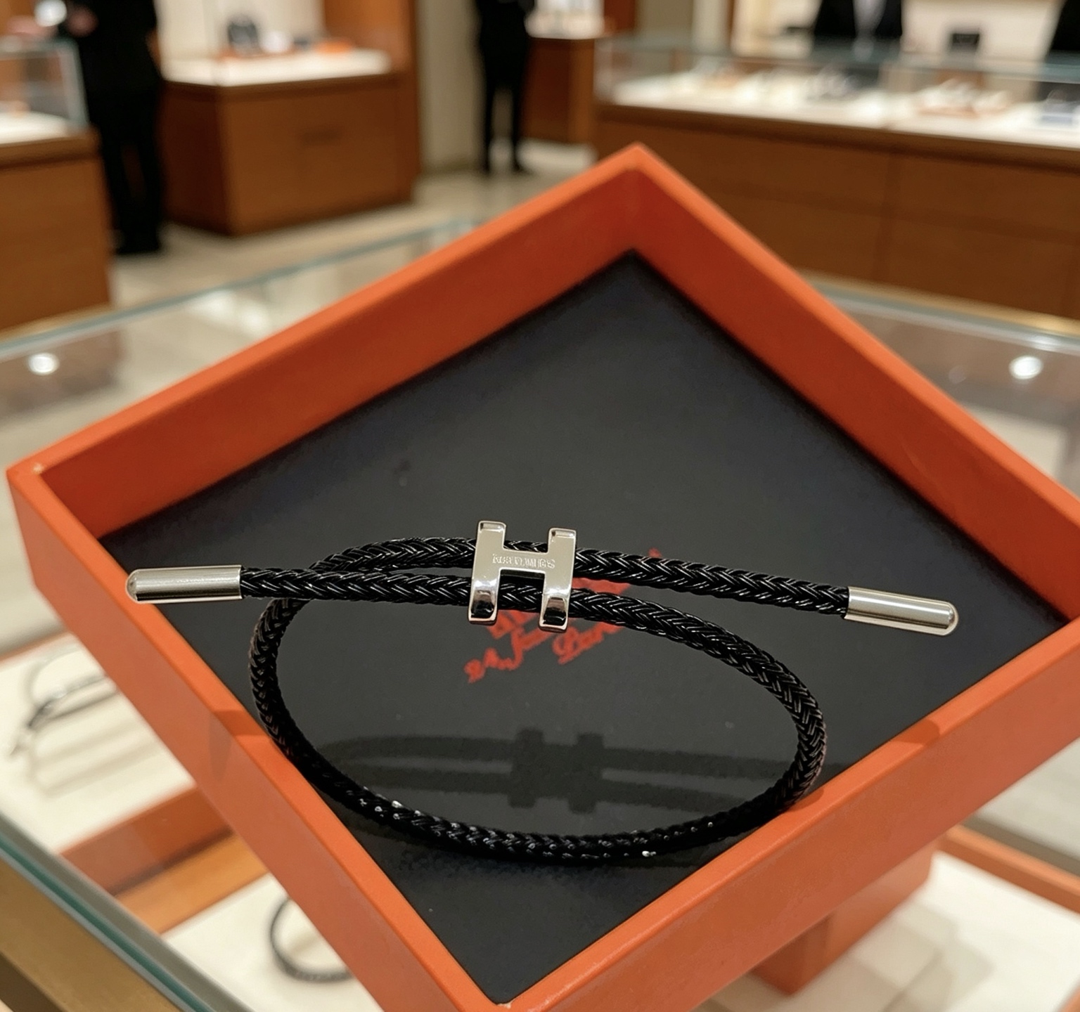 Hermès 爱马仕手链 手绳太考验师傅的手艺了