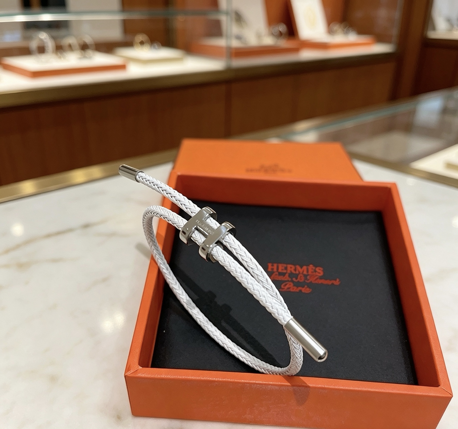 Hermès 爱马仕手链 手绳太考验师傅的手艺了