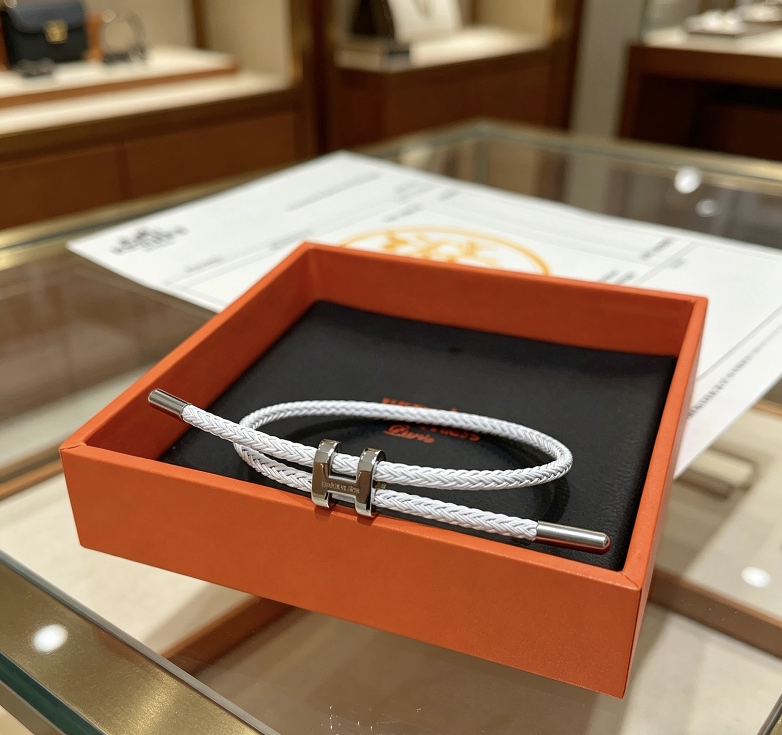 Hermès 爱马仕手链 手绳太考验师傅的手艺了