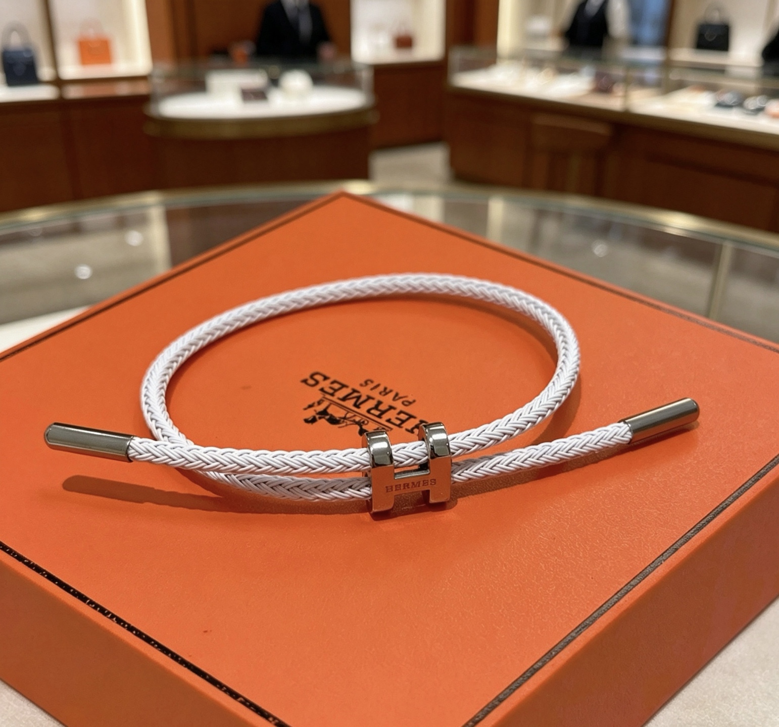 Hermès 爱马仕手链 手绳太考验师傅的手艺了