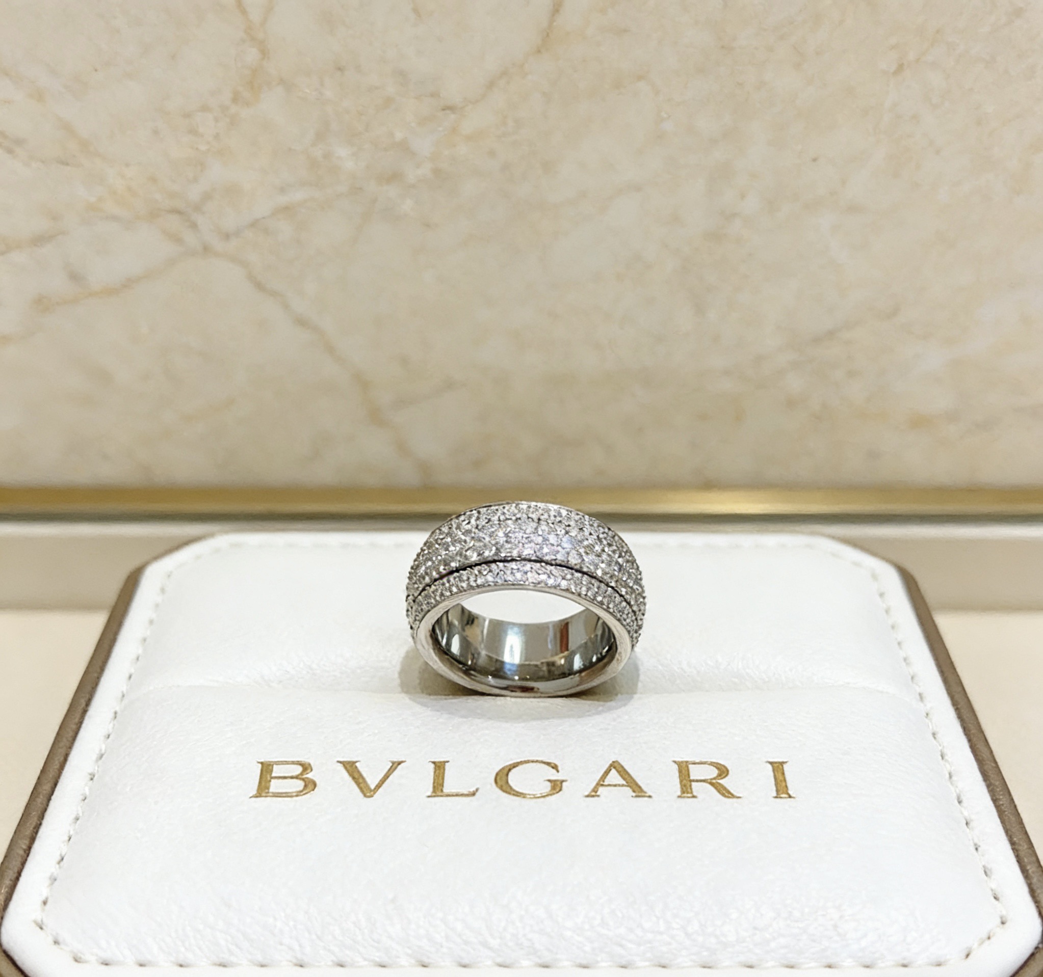 Bvlgari 宝格丽戒指V金材质 BVLGARI宝格丽 DIVAS‘ DREAM 系列 品相完美