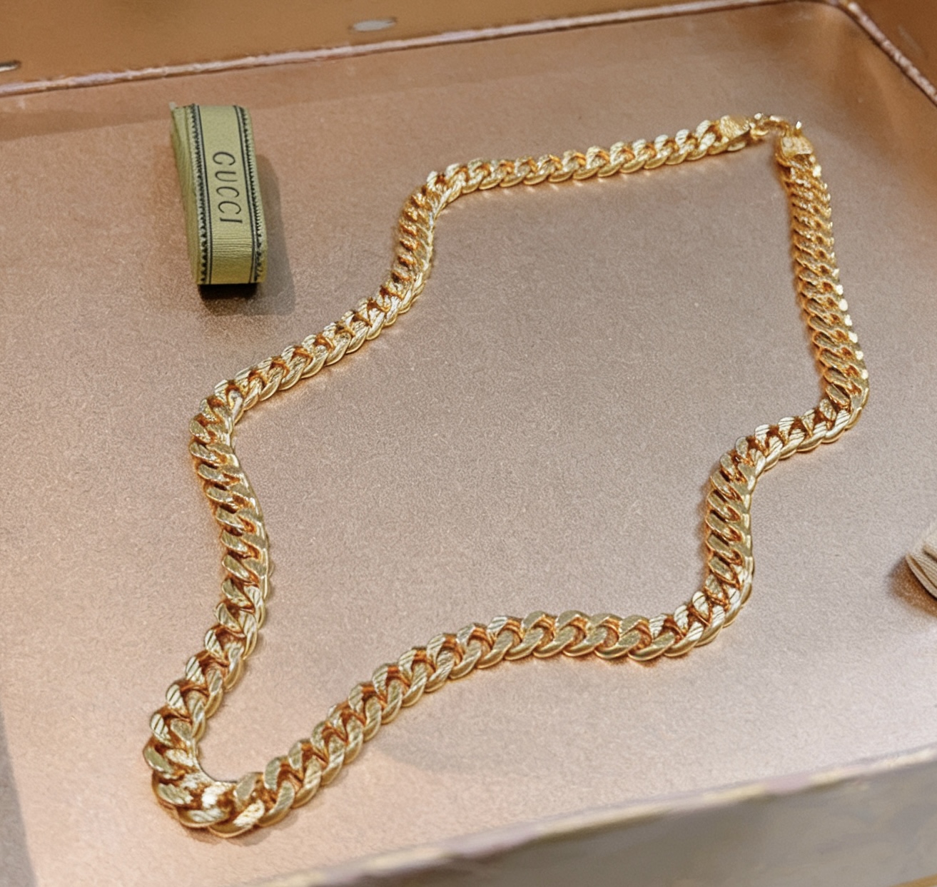 Gucci 𝐆𝐮𝐜𝐜𝐢古驰项链最新款链条档次更高
