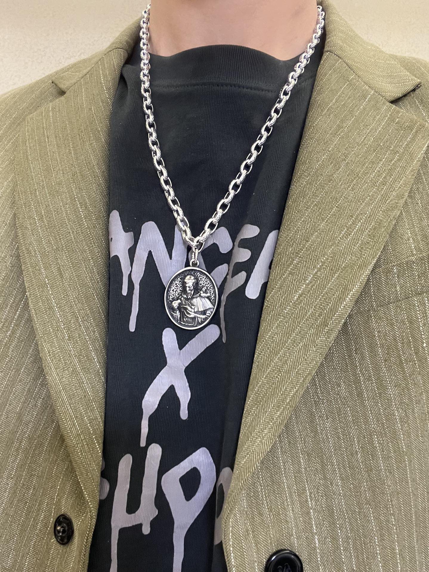 Gucci 𝐆𝐮𝐜𝐜𝐢古驰项链最新款链条档次更高 Anger Forest系列意大利塑像 双G古驰项链