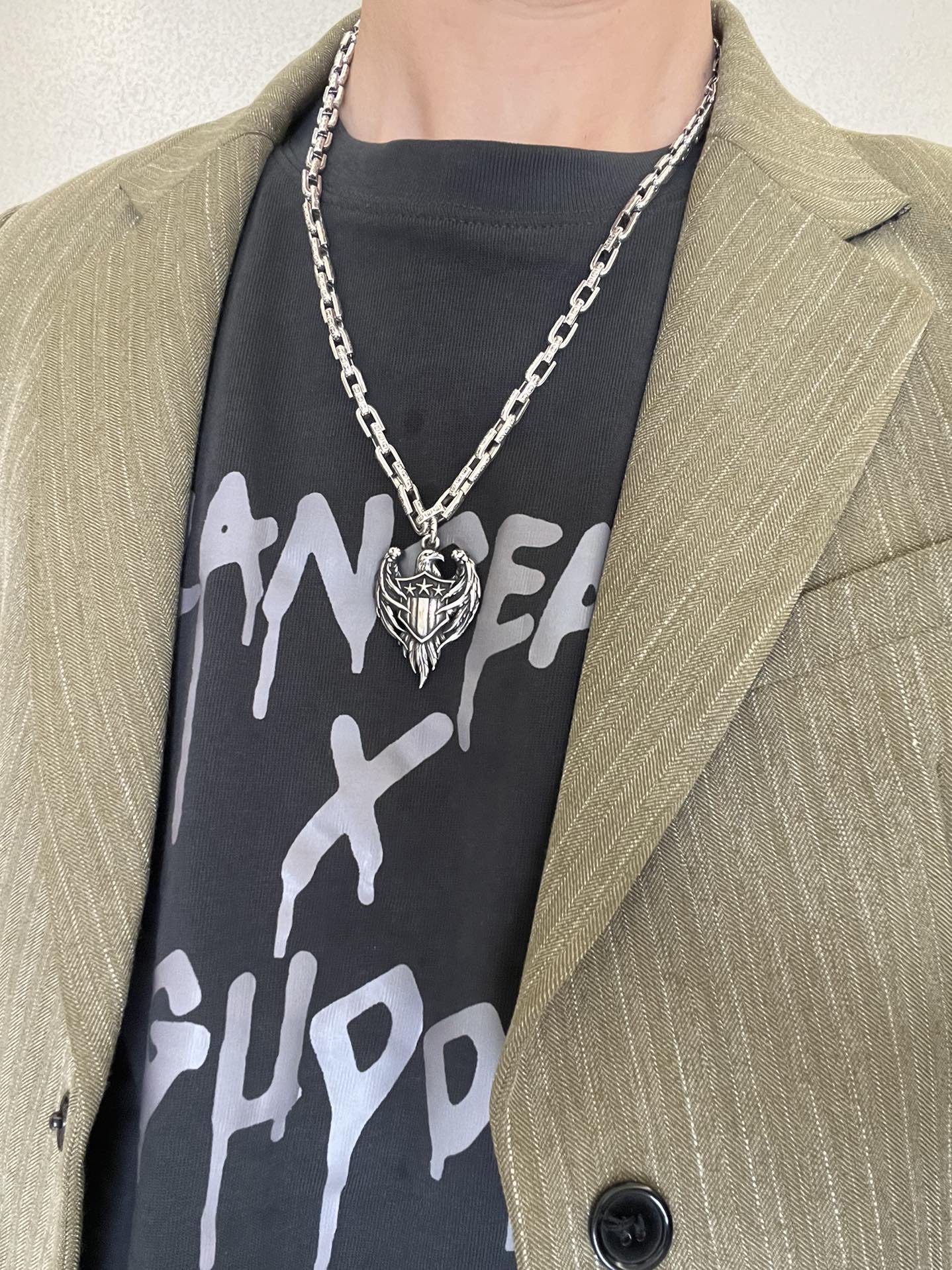 Gucci 新品发布 不爆不发 ‍ 认准独家细节和品质 抖音带货 首选 𝐆𝐮𝐜𝐜𝐢古驰项链最新款链条档次更高 Anger Forest系列双g设计理念 项链