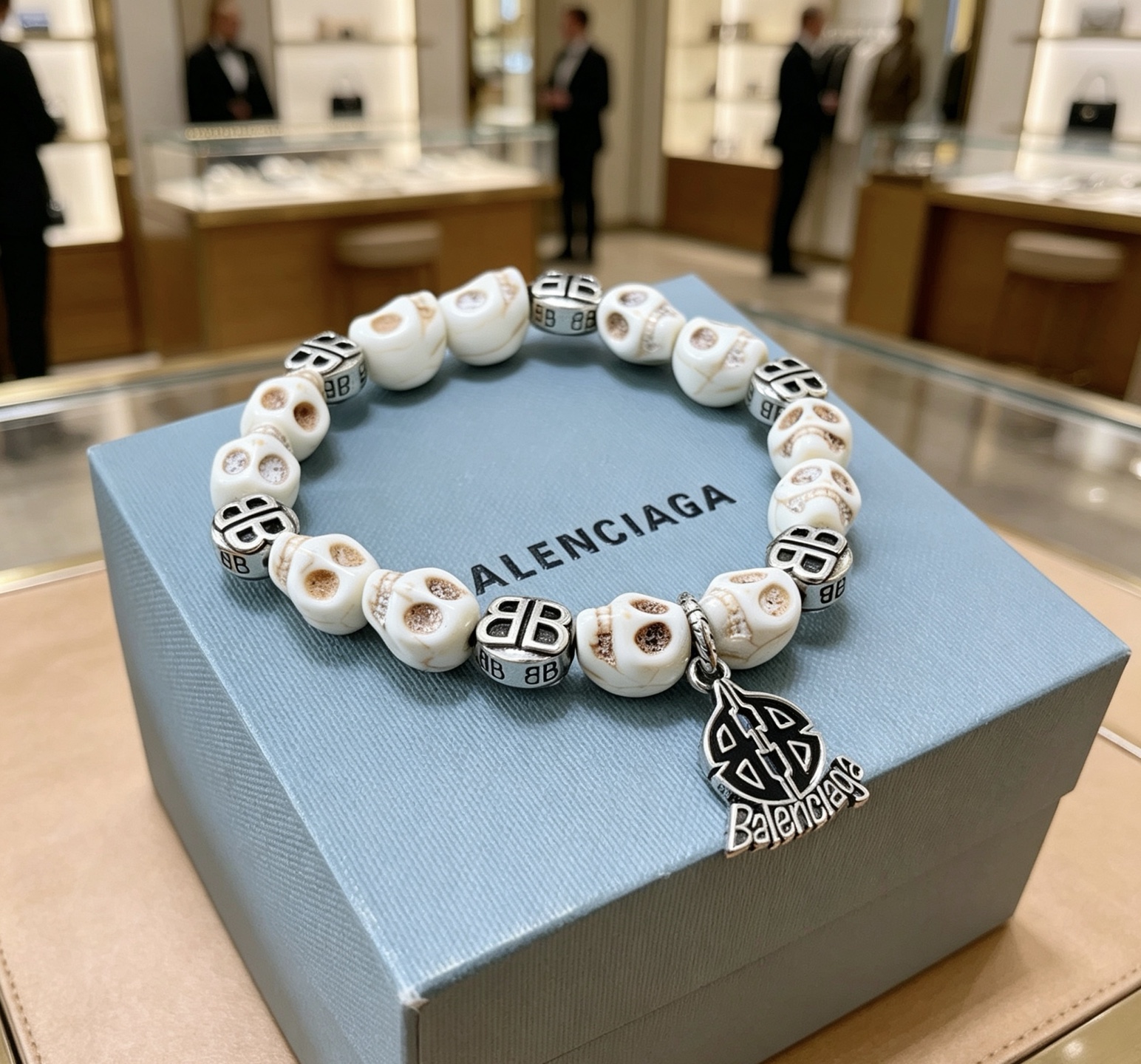 Balenciaga 新品 巴黎世家白松石Balenciaga手链