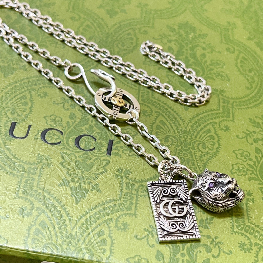 Gucci 2026新品发布 不爆不发 抖音带货 首选 𝐆𝐮𝐜𝐜𝐢古驰项链最新款链条档次更高 Anger Forest系列双g 纯手工高端项链