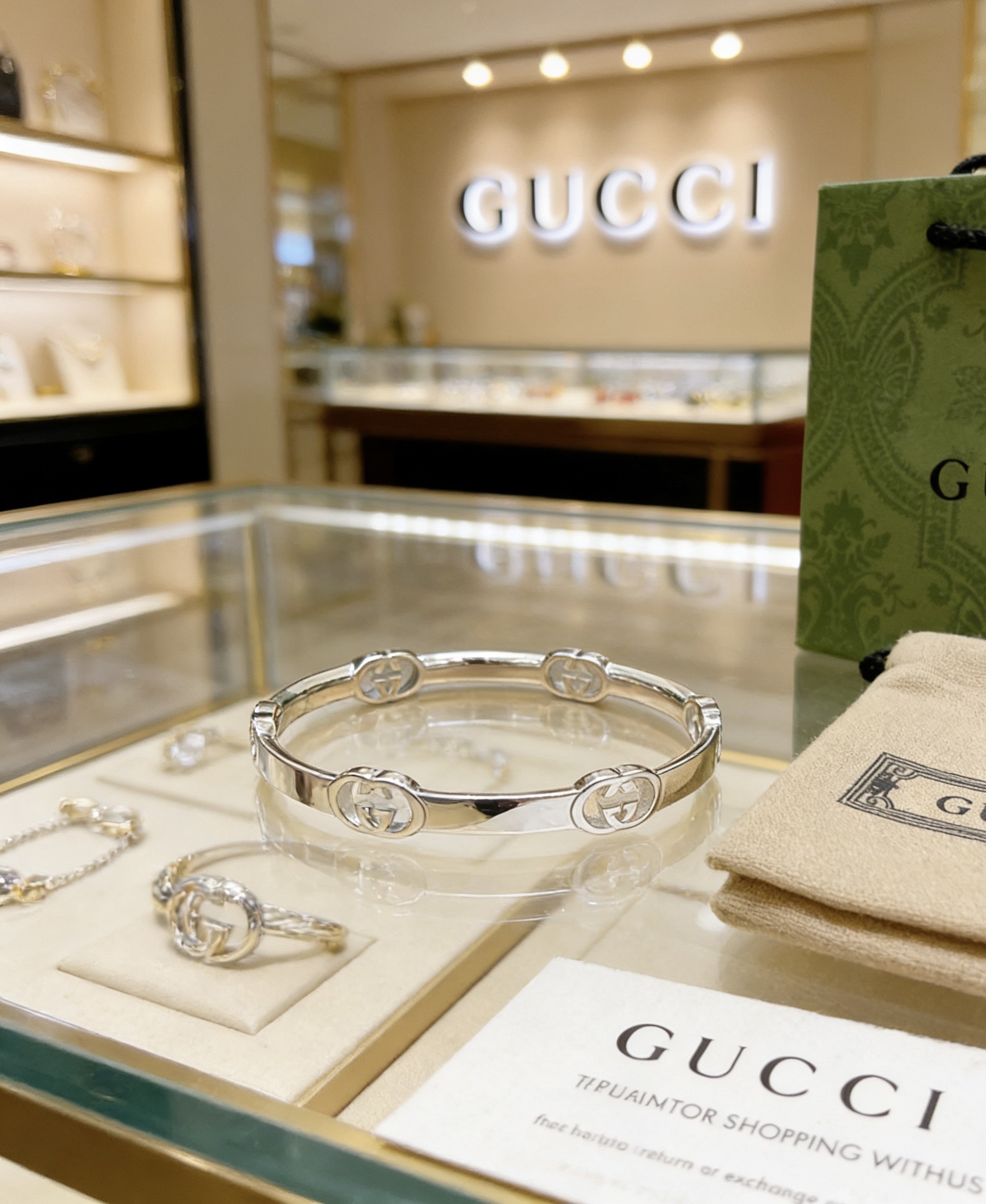 Gucci 𝐆𝐮𝐜𝐜𝐢古驰手镯手环纯手工打造最新款手镯档次更高 Anger Forest系列双G 款系列古驰手环