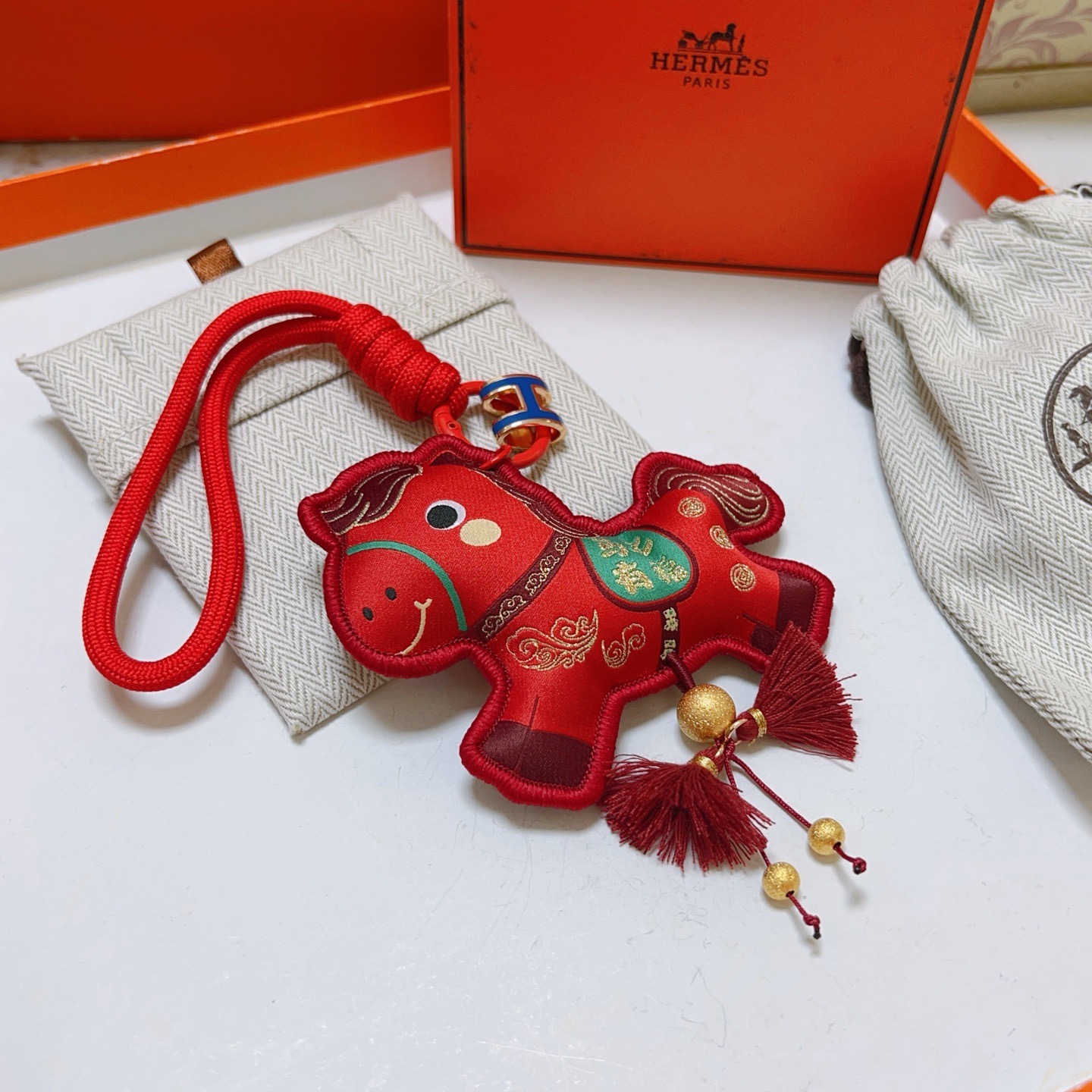 Hermès 马年新品新款Hermes爱马仕钥匙扣钥匙扣加厚版 铂金版