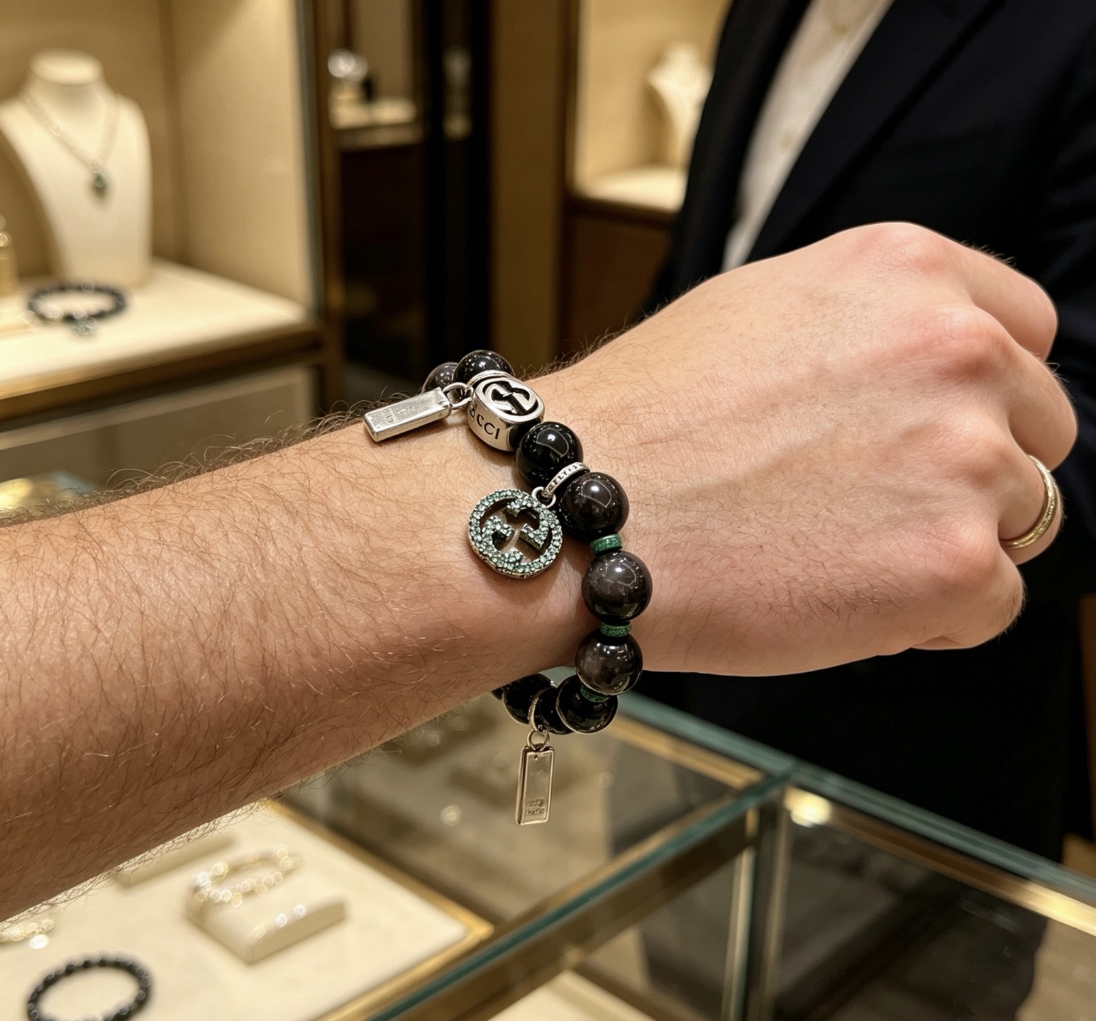 Gucci 新品发布会 古驰手链天然石 精工版本天然黑曜石古驰手链