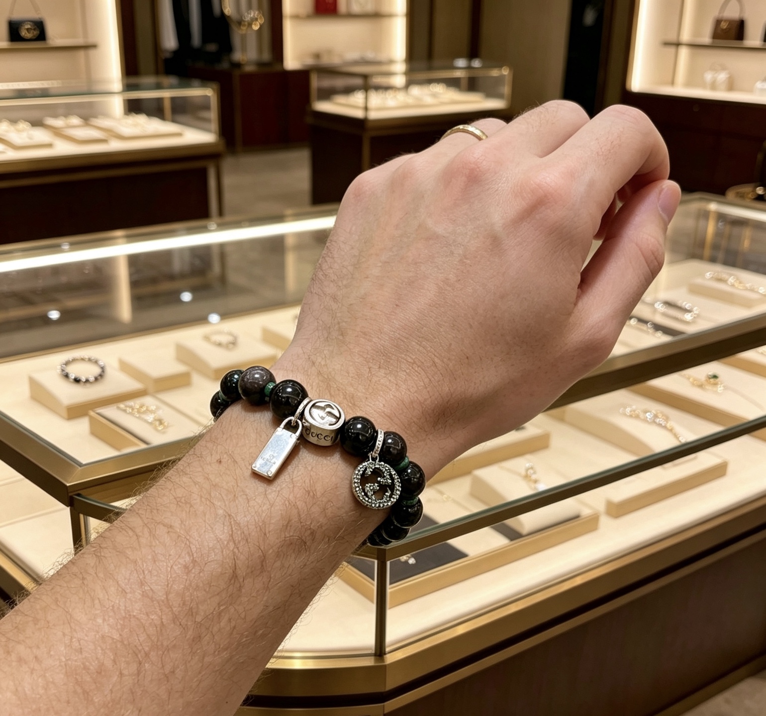Gucci 新品发布会 古驰手链天然石 精工版本天然黑曜石古驰手链