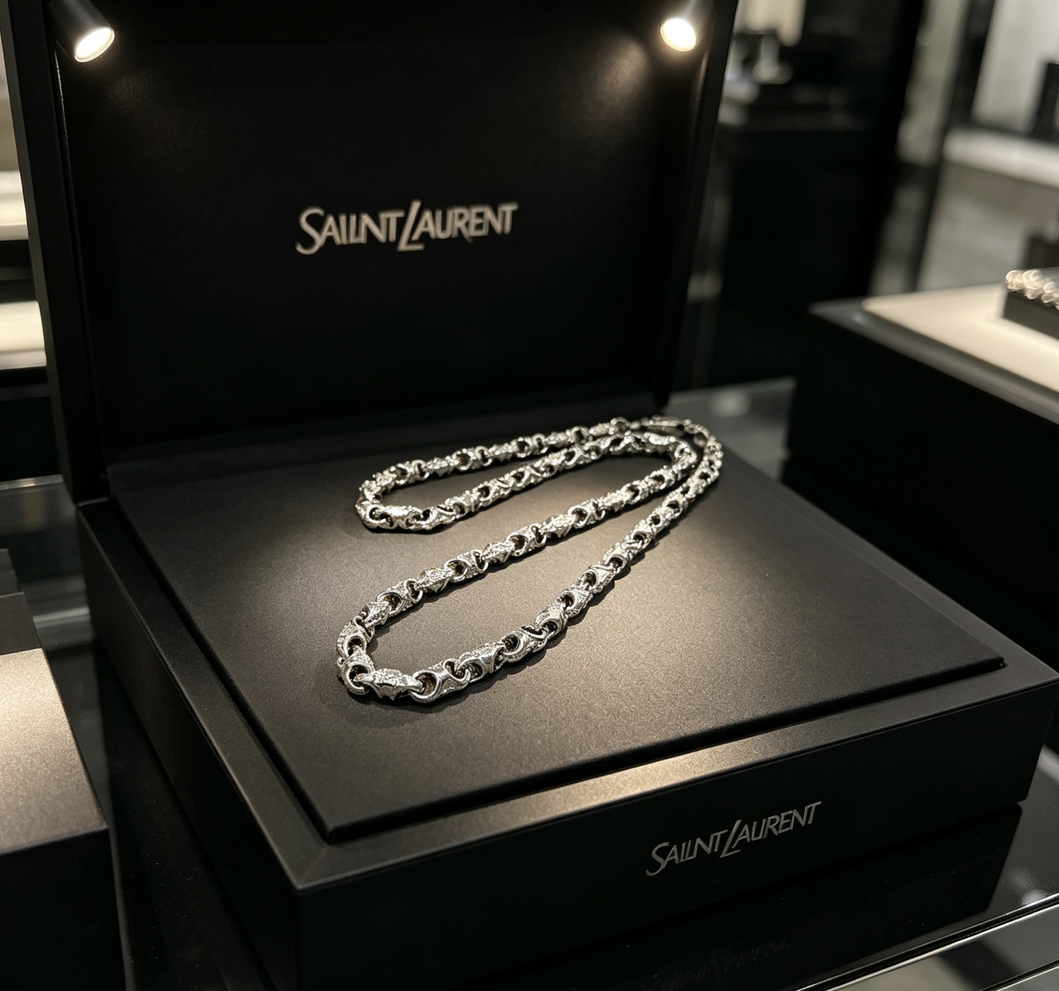Saint Laurent V Chain Necklace necklace silver-toned metal no accent stones 60cm