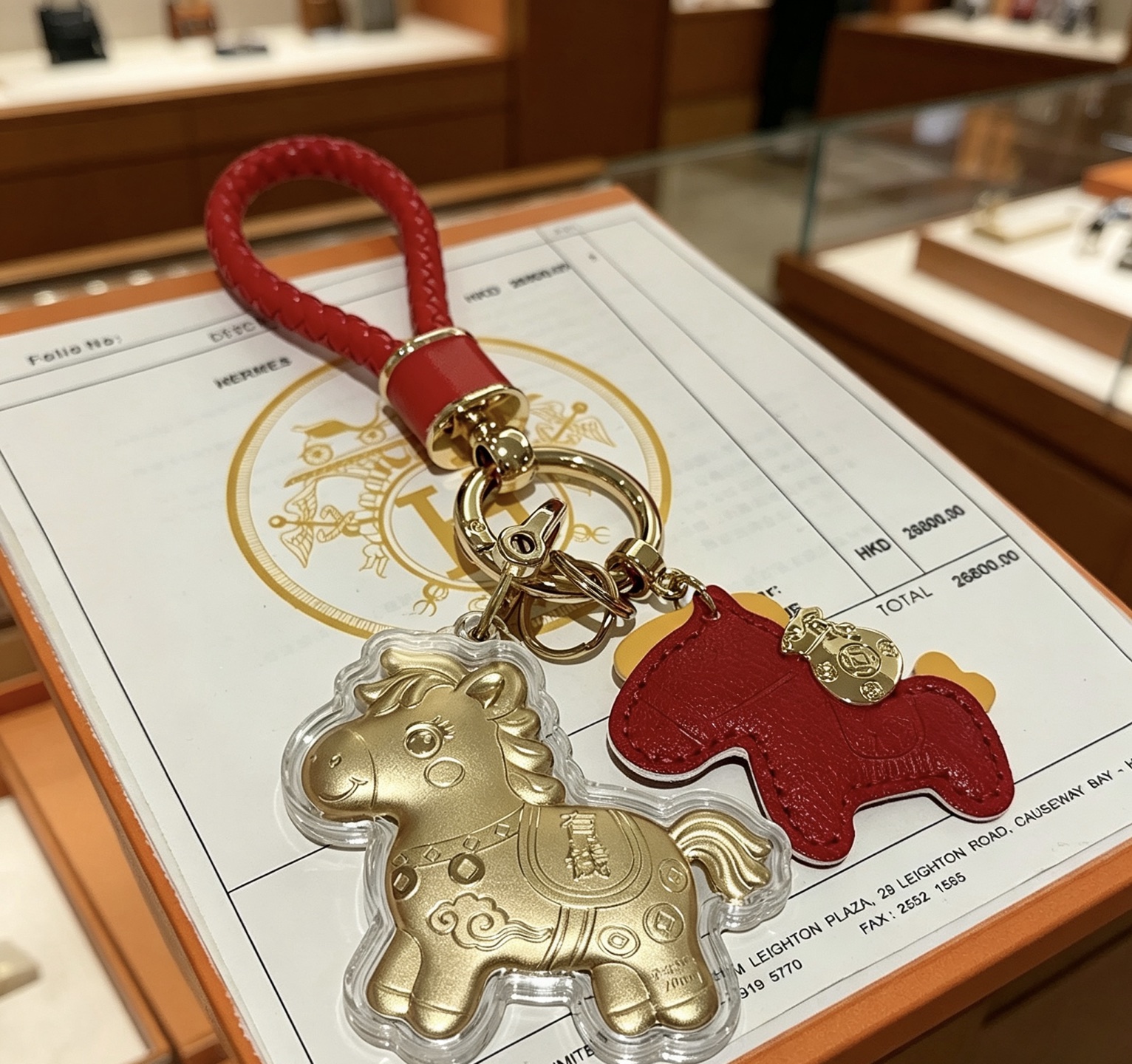 NO:767798,Batch. Year of the Horse gold version keychain, new Hermes keychain keychain, thickened version. High-end precision version [color][color] Many Internet celebrities have the same style. Hermès pendant keychain is a test of the master's craftsmanship. It is not easy to ensure that every detail is in place [color][color] High-end customization. Same style for men and women. Hermès is popular. 1:1 super fine star. The same k gold texture, crafted with high-end precision craftsmanship.  The car keychain is really awesome, fine jewelry, hermes, hermes, keychain, gold19860909批.马年黄金版钥匙扣新款Hermes爱马仕钥匙扣钥匙扣加厚版.高级精工版[色][色]众多网红同款 爱马仕挂饰钥匙扣太考验师傅的手艺了 要确保每个细节都到位不简单[色][色] 高端定制 男女同款 爱马仕火爆 1:1超精赞明星 同款 k金质感,精工高端工艺打造出炉. 车钥匙扣上真的赞爆,饰品精品,hermes,hermes,keychain,gold,Jewelry