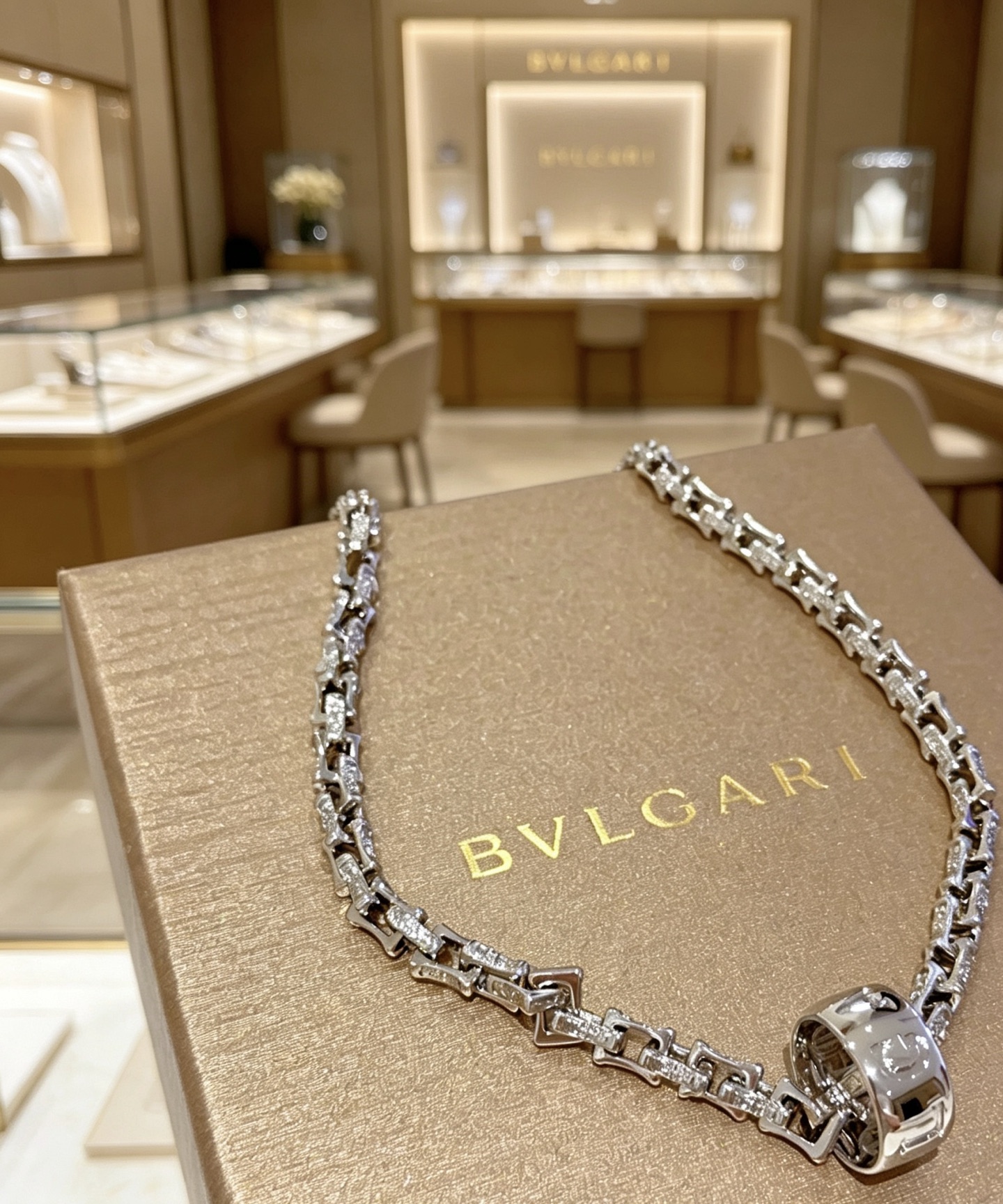 Bvlgari Jewelry Bvlgari V 。BVLGARIBvlgari DIVAS‘ DREAM ， ， ， ， ，18K ， 。 Bvlgari — photo 9
