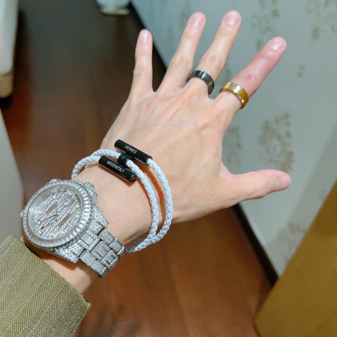 Bracelet Hermes Tournis Tresse cuir tressé blanc avec garniture noire 19cm