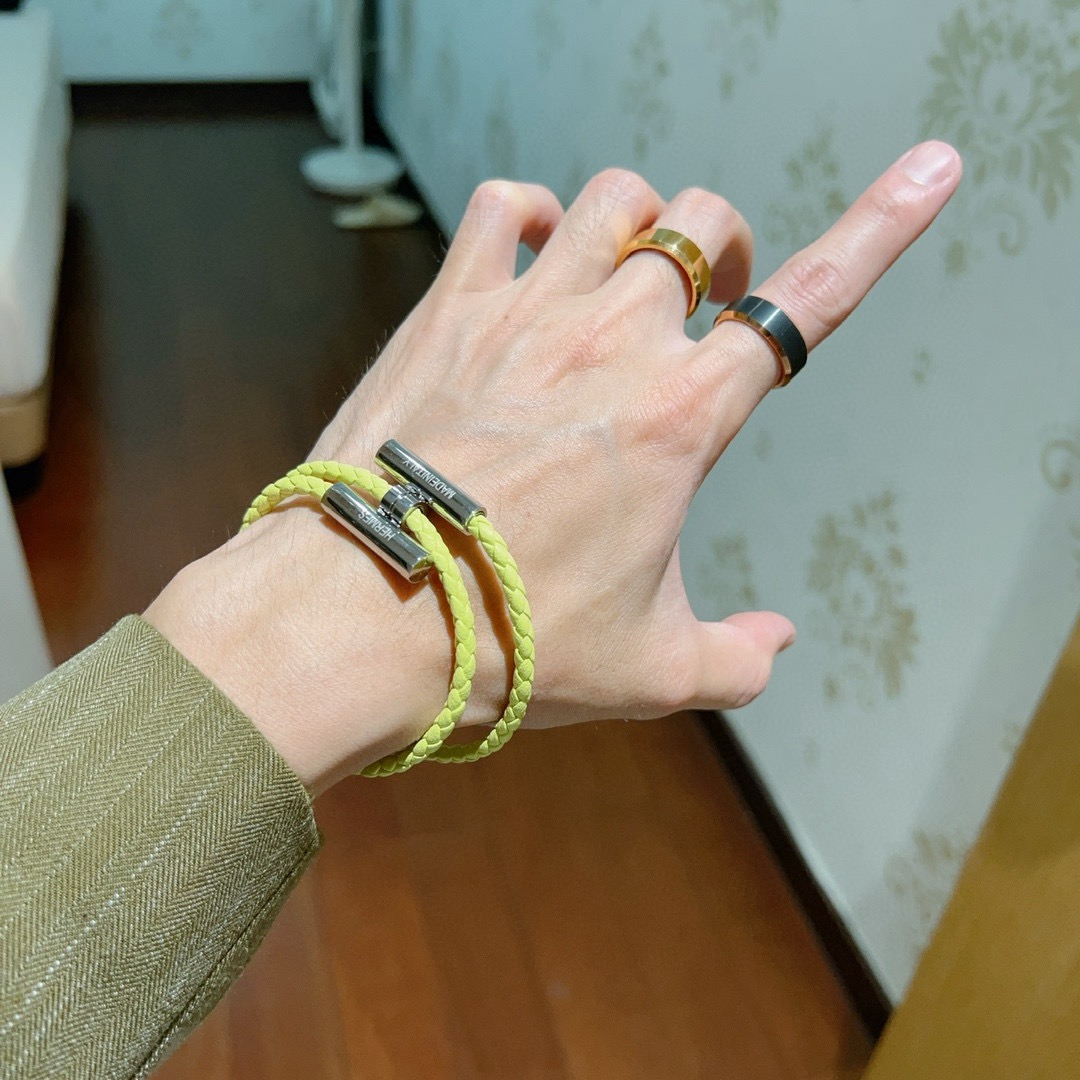 Bracelet Hermes Tournis Tresse Cuir tressé jaune citron accastillage argent palladié T4 19cm