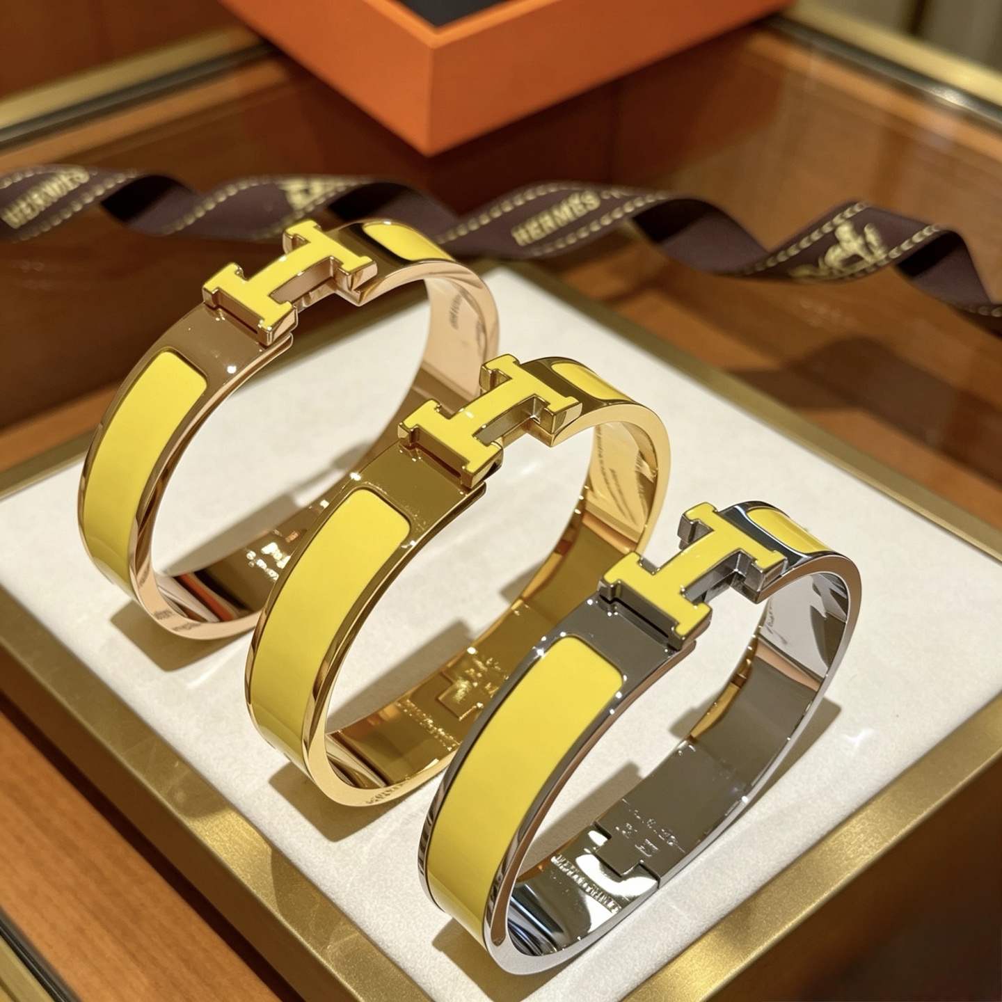 Hermes Clic H bracelet palladium-plated metal with yellow enamel PM
