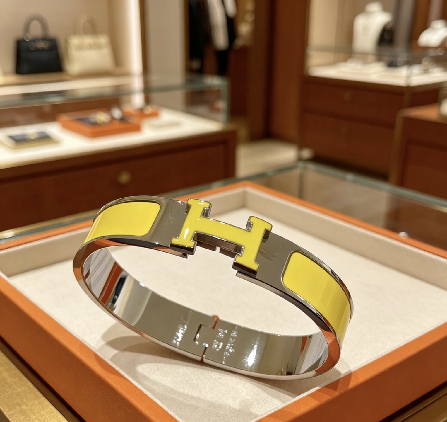 Hermes Clic H bracelet palladium-plated metal with yellow enamel PM