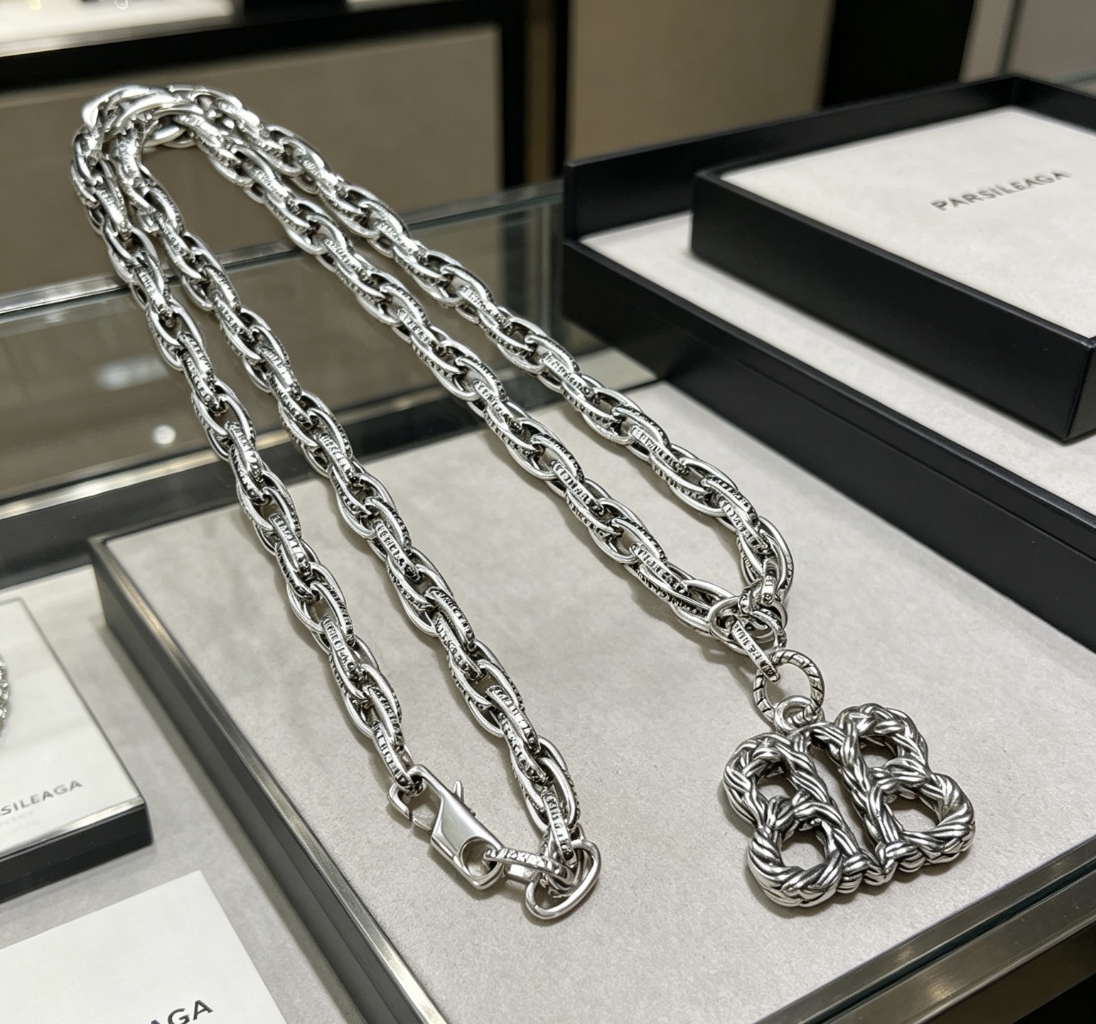 Balenciaga Jewelry Balenciaga New — photo 2