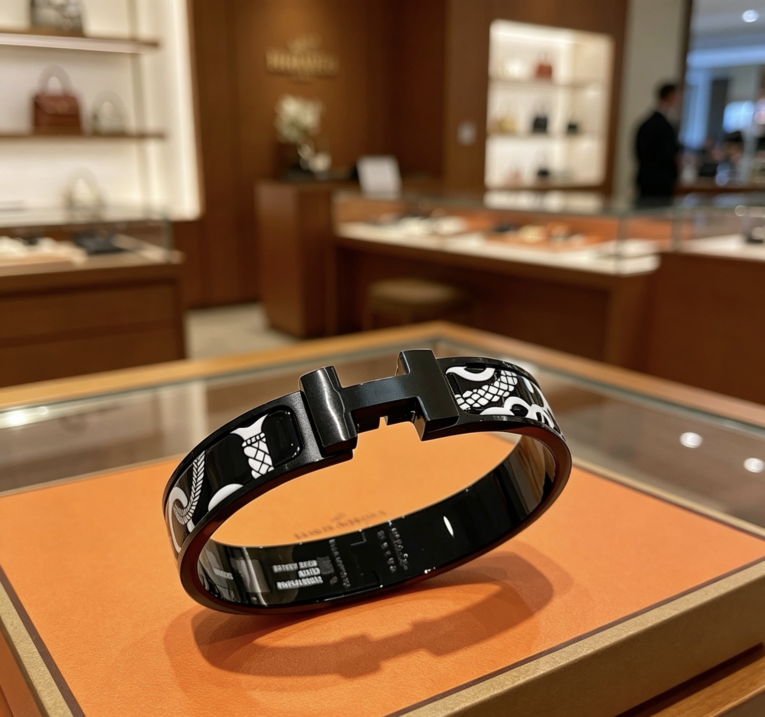 Hermes Clic H bracelet black enamel with white pattern black hardware 17