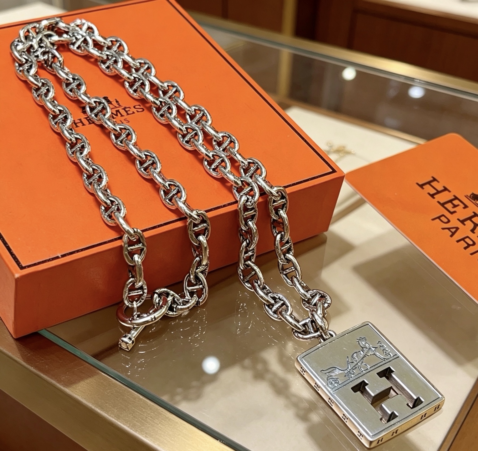 Hermes Chaine d Ancre H Carriage Pendant necklace Silver-toned metal with black enamel H detail 50cm