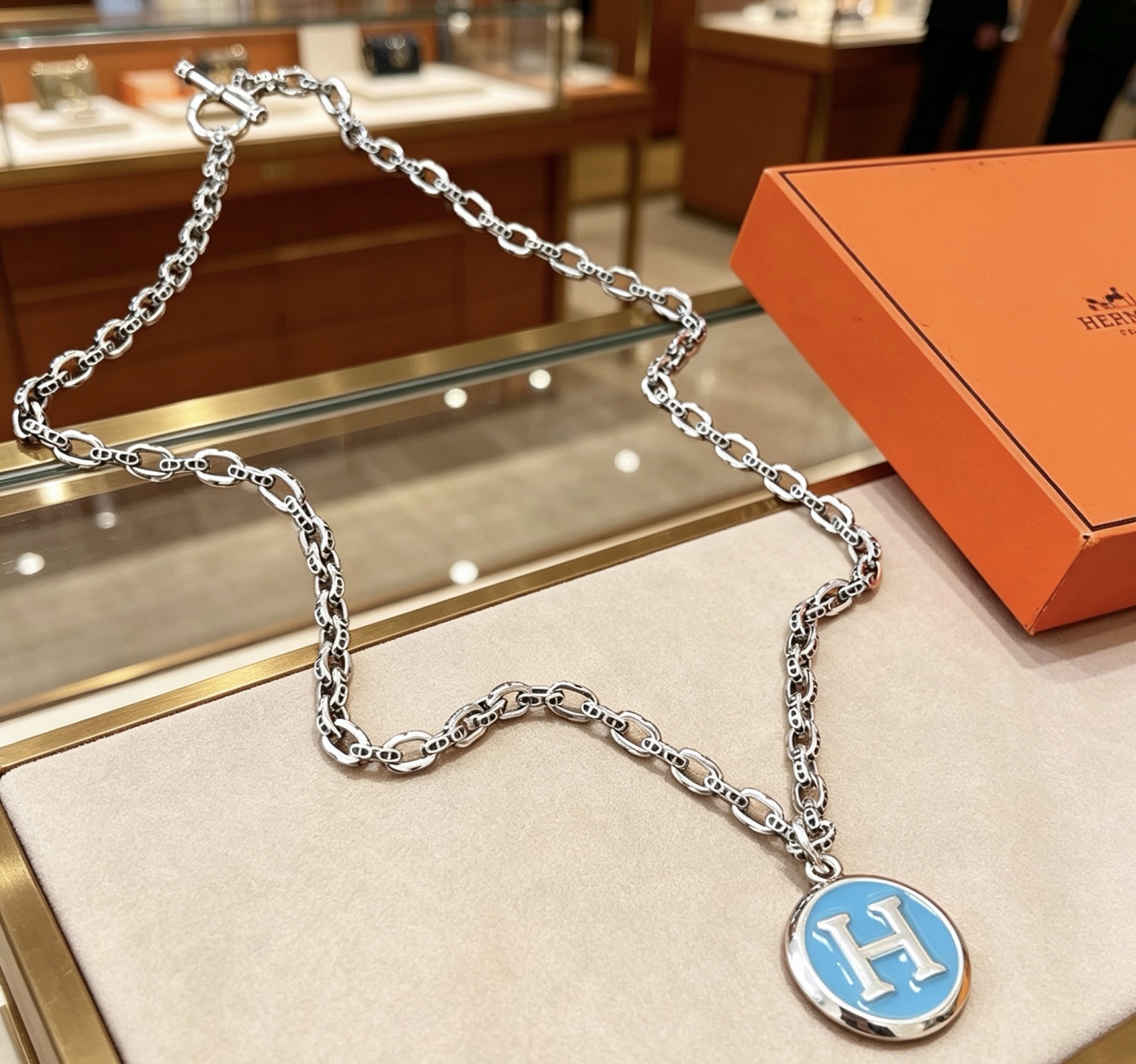 Hermes H Equipe necklace silver metal with light blue enamel 60cm