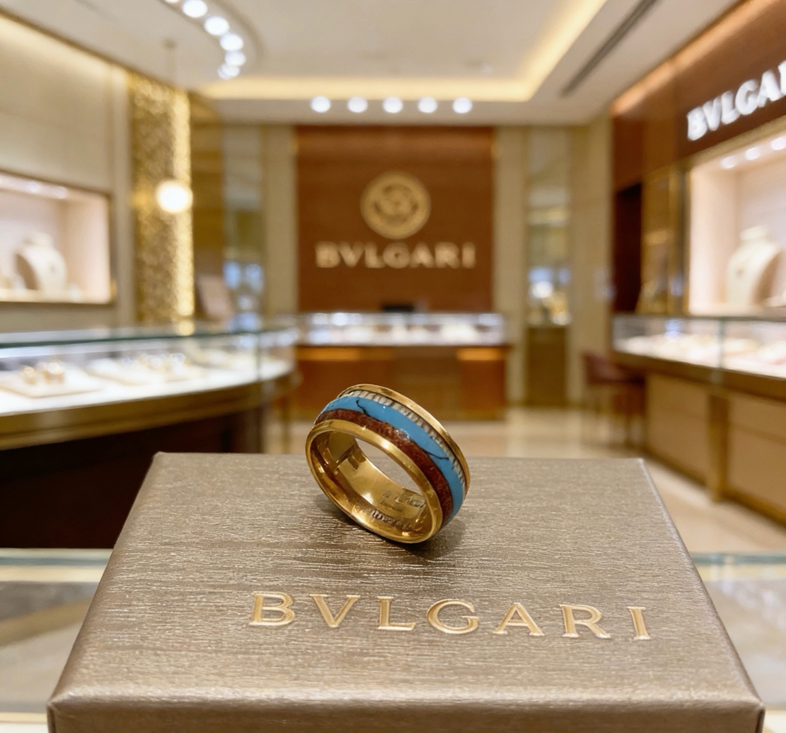 NO:818283,Batch. Bvlgari necklace made of V gold. BVLGARI DIVAS’ DREAM series. Perfect appearance, incomparable details. The unique color is completely impeccable. It is also decorated with a classic ring shape design. It is simple yet elegant and eye-catching. The combination of gold is more elegant. The upper body is elegant and attractive. Same style for men and women. Bvlgari ring code number: 6789 10 11, boutique jewelry, bottega  veneta,bvlgari,bvlgari,necklace,ring,gold19860909批.宝格丽项链V金材质.BVLGARI宝格丽 DIVAS‘ DREAM 系列 品相完美,细节无敌,那种独特的色泽完全无可挑剔,再缀以经典指环外形设计,简约之余却又优雅夺目,黄金的组合更显气色,上身雅致动人.男女同款 宝格丽戒指 码数:6789 10 11,饰品精品,bottega veneta,bvlgari,bvlgari,necklace,ring,gold,Jewelry