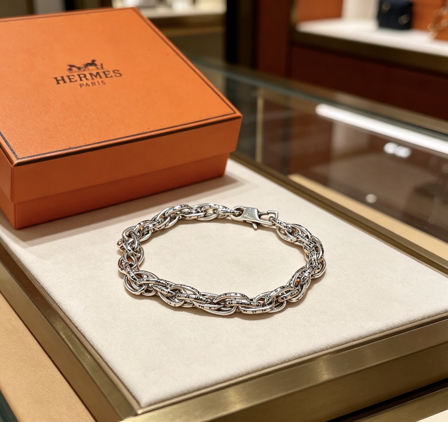 NO:858726,Batch. New thickened version of Hermès bracelet. Platinum version. High-end Seiko version. [Color] [Color] Many Internet celebrities have the same style. Hermès bracelets test the craftsmanship of the master. It is not easy to ensure that every detail is in place. [Color] [Color] High-end customization. Same style for men and women. Hermès is popular. 1:1 super refined star. The same K gold texture, crafted with precision and high-end craftsmanship.  I really liked it when I started using it. The code number is 16.17.18.19.20. 21.22. 23.24cm, fine jewelry, hermes, bracelet19860909批.新款爱马仕手链加厚版 铂金版.高级精工版[色][色]众多网红同款 爱马仕手链太考验师傅的手艺了 要确保每个细节都到位不简单[色][色] 高端定制 男女同款 爱马仕火爆 1:1超精赞明星 同款 k金质感,精工高端工艺打造出炉. 上手真的赞爆码数16.17.18.19.20. 21.22. 23.24cm,饰品精品,hermes,bracelet,Jewelry