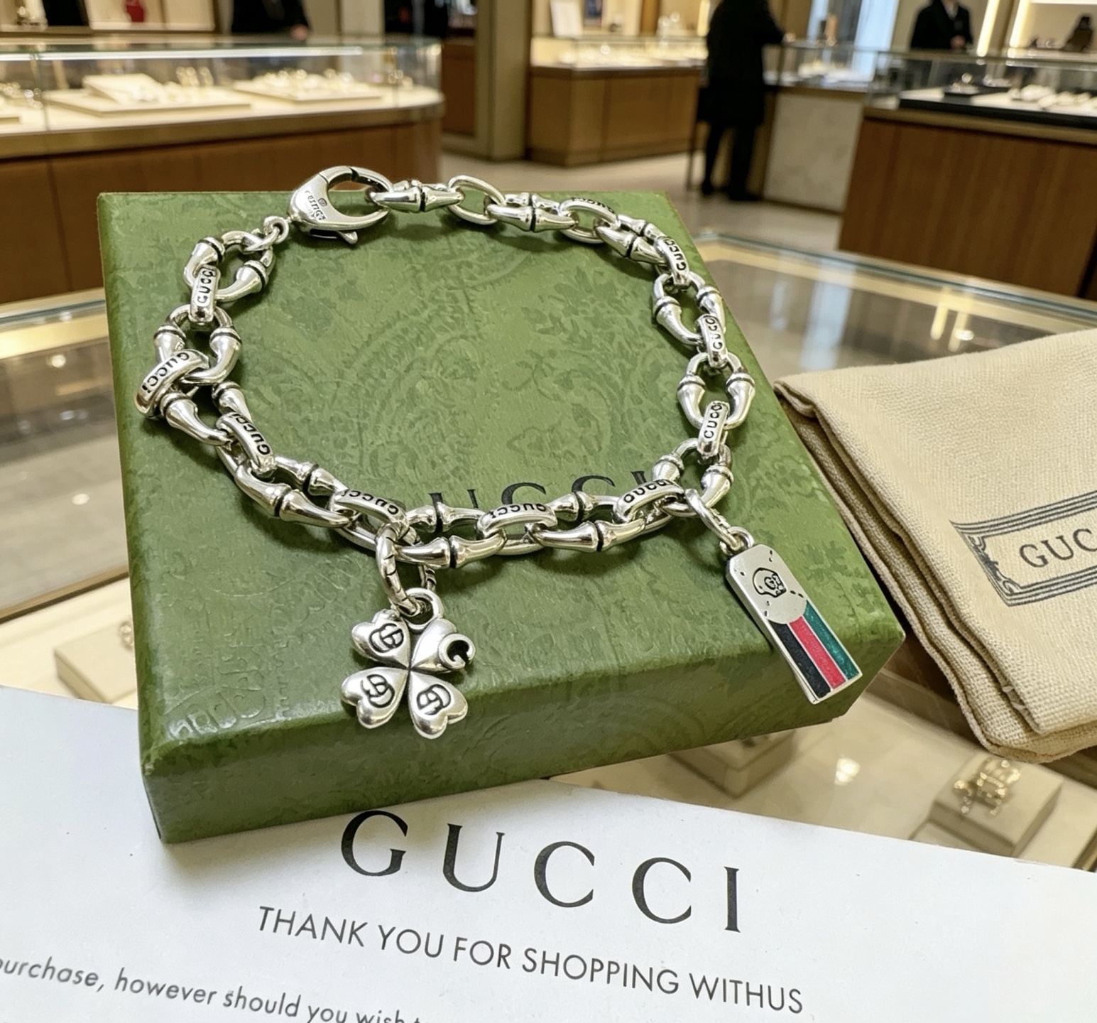 。 古驰推荐款2026最新出炉🌼 Gucci古驰手链最新款的经典款 精致无论款式 质感 都是绝对的顶尖f