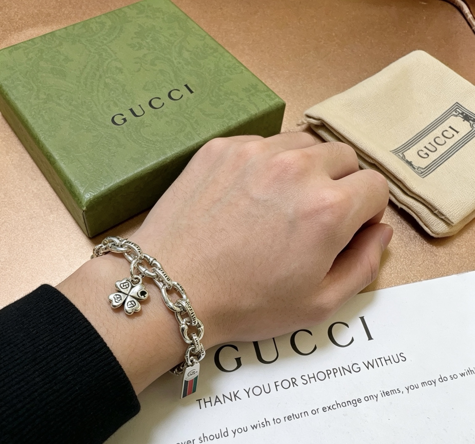 。 古驰推荐款2026最新出炉🌼 Gucci古驰手链最新款的经典款 精致无论款式 质感 都是绝对的顶尖f
