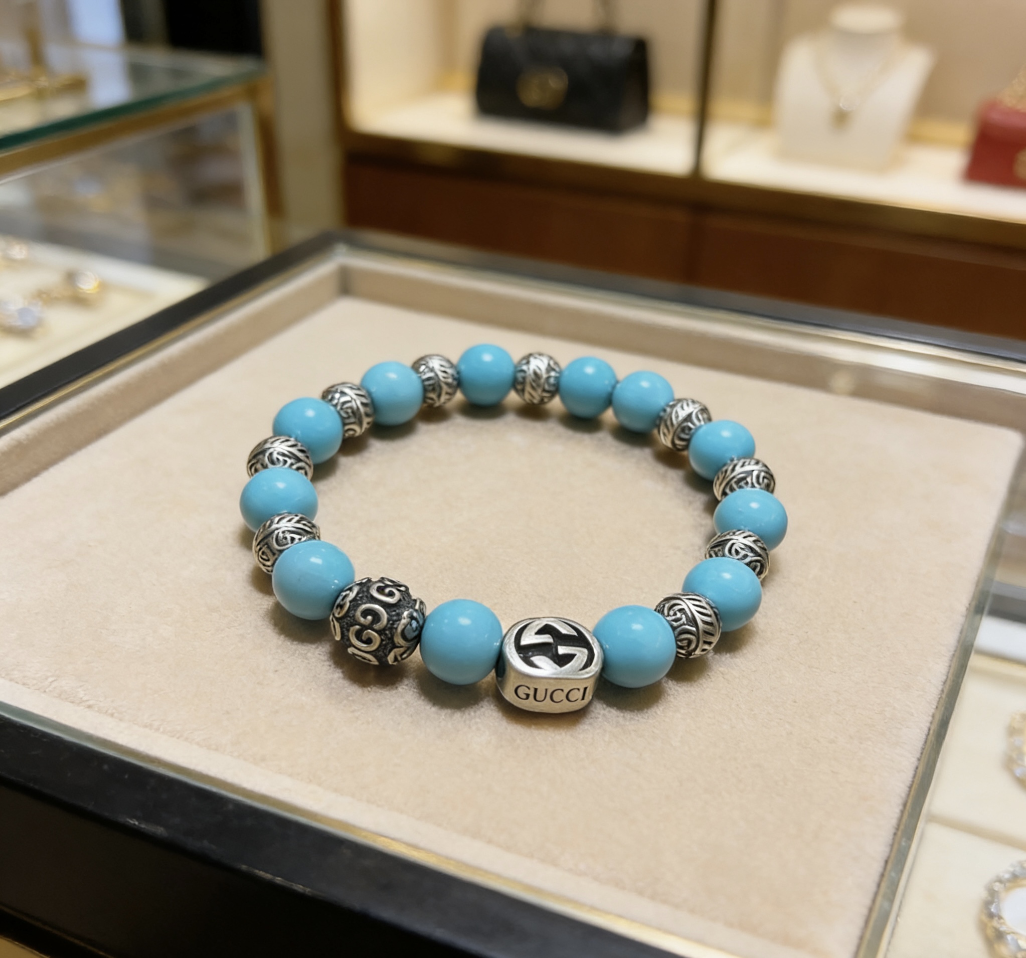 NO:858471,Batch New Product Release Gucci Bracelet Luxurious Gucci Bracelet Turquoise Bracelet Crystal Same Style for Men and Women Latest Full Beaded Bracelet with Higher Grade Stars Same Style Anger Forest Series Double G Vintage Gucci Bracelet Size: 16-24 cm Details are distressed on the version. Non-market glossy version. Non-market ordinary version. This one has been out. Best-selling model in Gucci. Very good match with clothes, high-quality jewelry, gucci, bracelet19860909批 新品发布 古驰手链奢华古驰手串 绿松石手链水晶男女同款 最新款全件串珠手链档次更高明星同款Anger Forest系列双g复古古驰手链 尺寸:16-24厘米 细节对版做旧处理 非市面亮面版型 非市面普通做这款一直在出 古驰里面热卖款 非常好搭配衣服,饰品精品,gucci,bracelet,Jewelry