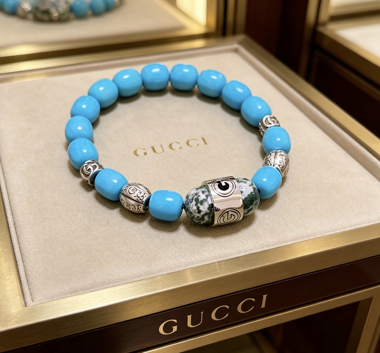 NO:859990,Batch New Product Release Gucci Bracelet Luxurious Gucci Bracelet Turquoise Bracelet Crystal Same Style for Men and Women Latest Full Beaded Bracelet with Higher Grade Stars Same Style Anger Forest Series Double G Vintage Gucci Bracelet Size: 16-24 cm Details are distressed on the version. Non-market glossy version. Non-market ordinary version. This one has been out. Best-selling model in Gucci. Very good match with clothes, high-quality jewelry, gucci, bracelet19860909批 新品发布 古驰手链奢华古驰手串 绿松石手链水晶男女同款 最新款全件串珠手链档次更高明星同款Anger Forest系列双g复古古驰手链 尺寸:16-24厘米 细节对版做旧处理 非市面亮面版型 非市面普通做这款一直在出 古驰里面热卖款 非常好搭配衣服,饰品精品,gucci,bracelet,Jewelry