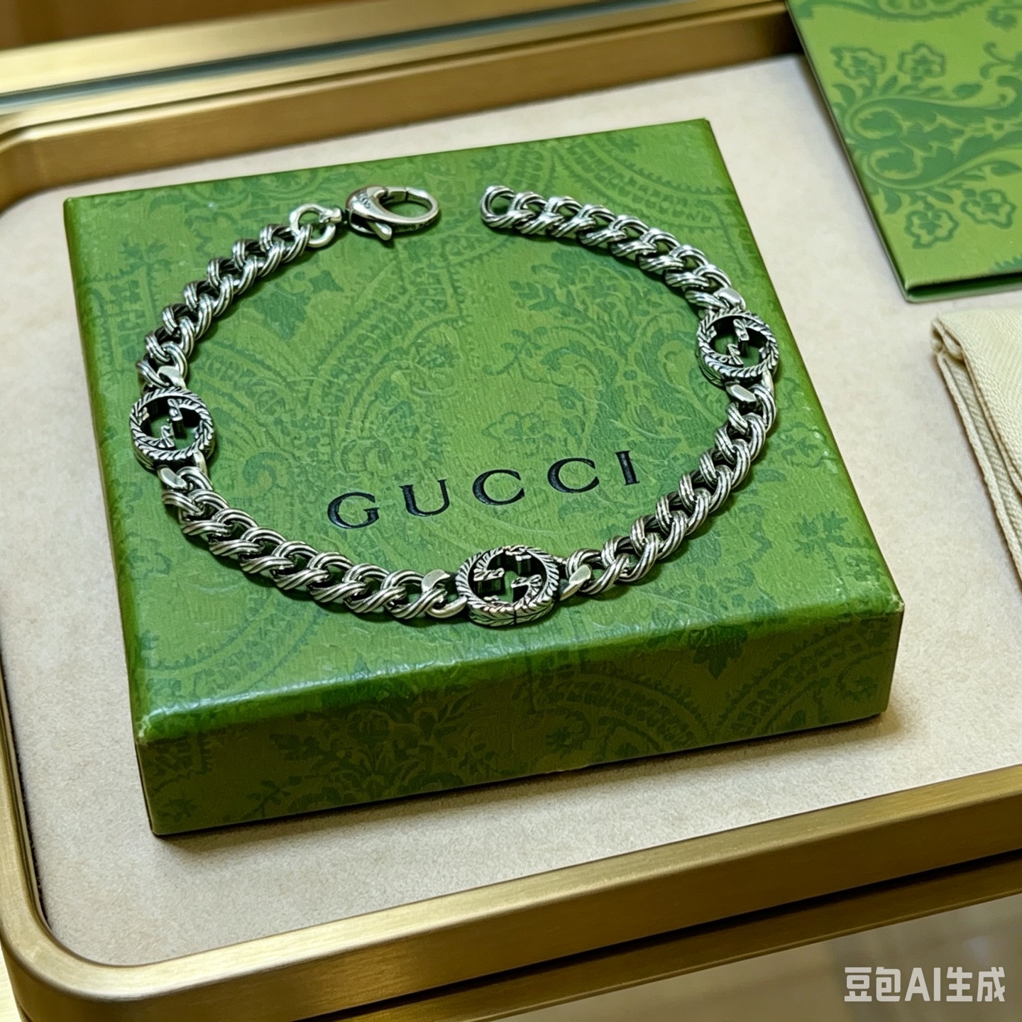 。 2026最新出炉奢华古驰手链。高端品牌定制 手链中的天花板  豪华阵容设计理念🌼 Gucci古驰手链