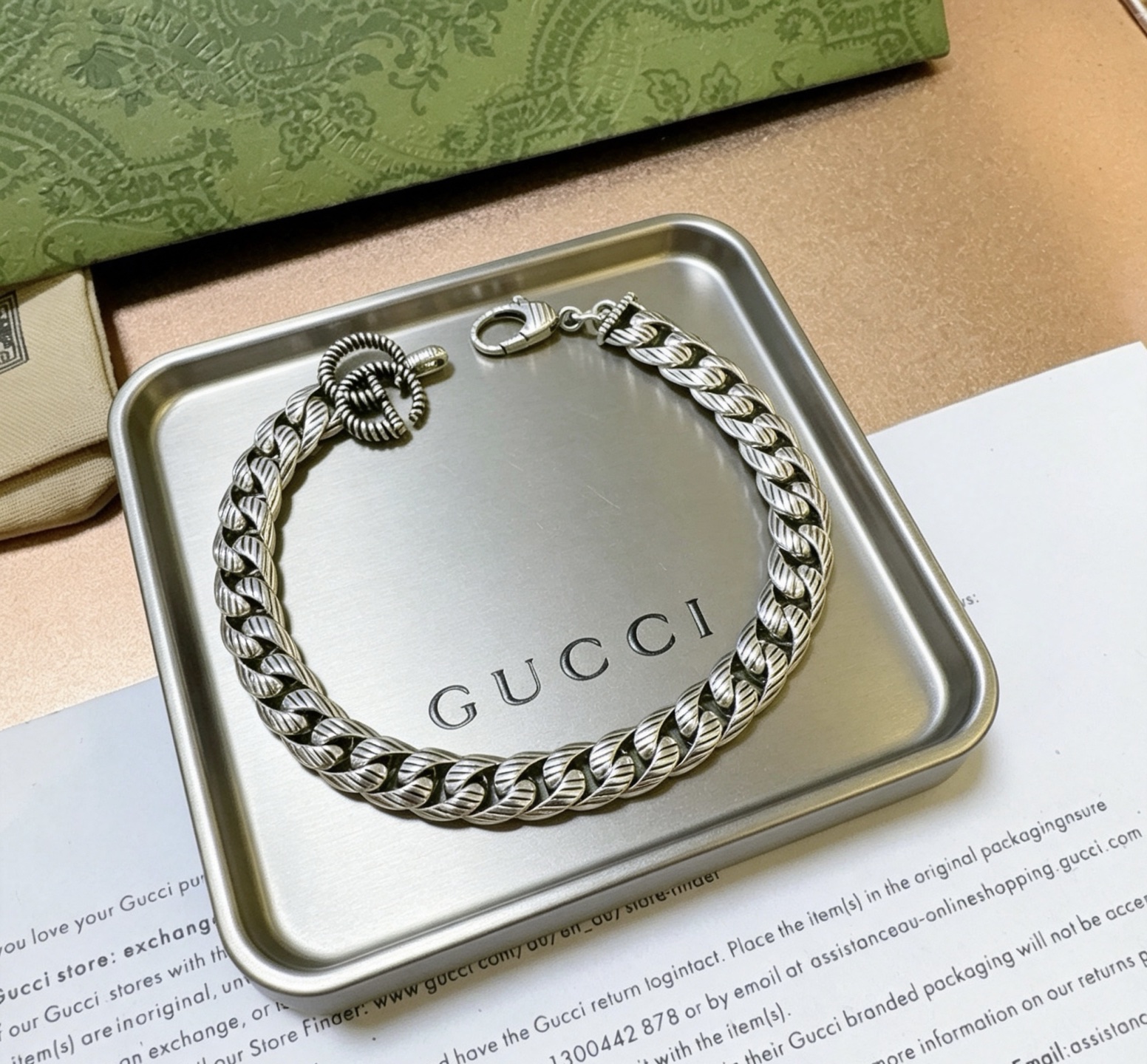 。 最新出炉🌼 Gucci古驰手链最新款的经典款 精致无论款式 质感 都是绝对的顶尖feel 只要看一眼