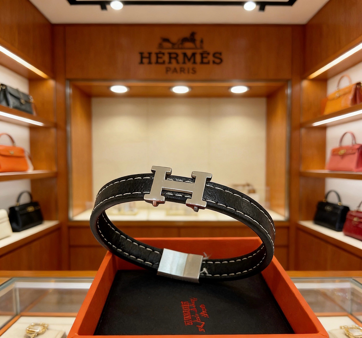 新品发售 👒🐎爱马仕手绳手环最新款纯手工头层牛皮材质档次更高明星同款H系列系列🎸经典款系列手链手绳细节对