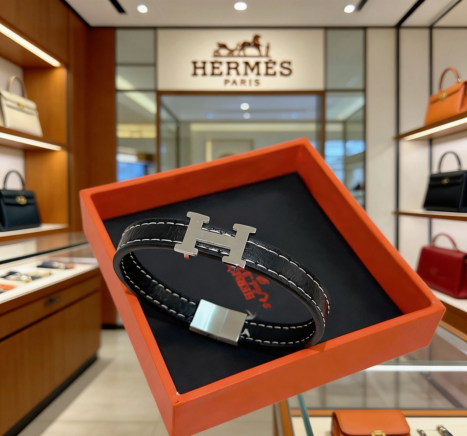 新品发售 👒🐎爱马仕手绳手环最新款纯手工头层牛皮材质档次更高明星同款H系列系列🎸经典款系列手链手绳细节对