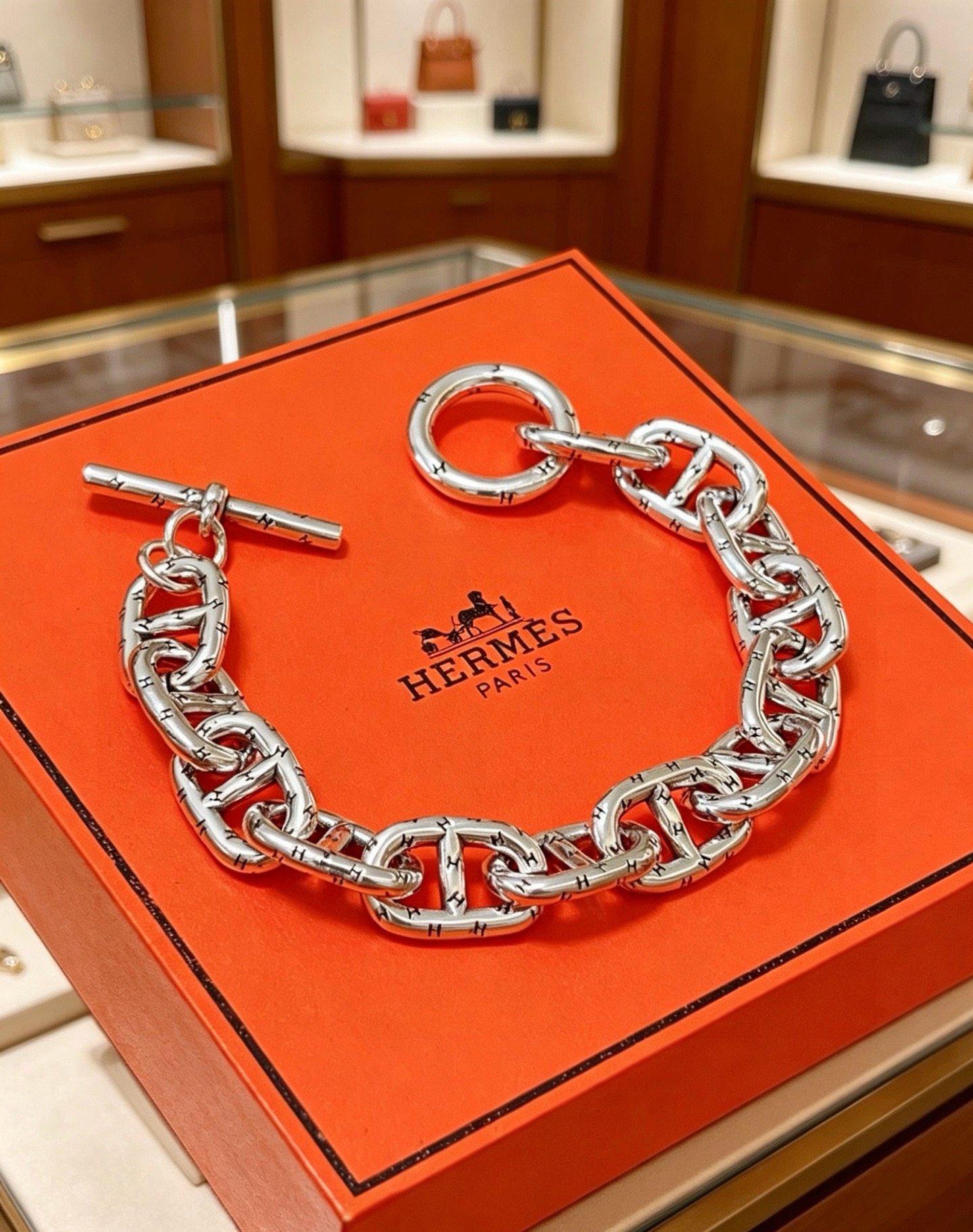 NO:862559,Batch. New thickened version of Hermès bracelet. Platinum version. High-end Seiko version. [Color] [Color] Many Internet celebrities have the same style. Hermès bracelets test the craftsmanship of the master. It is not easy to ensure that every detail is in place.19860909批.新款爱马仕手链加厚版 铂金版.高级精工版[色][色]众多网红同款 爱马仕手链太考验师傅的手艺了 要确保每个细节都到位不简单[色][色] 高端定制 男女同款 爱马仕火爆 1:1超精赞明星 同款 k金质感,精工高端工艺打造出炉. 上手真的赞爆,饰品精品,hermes,bracelet,Jewelry