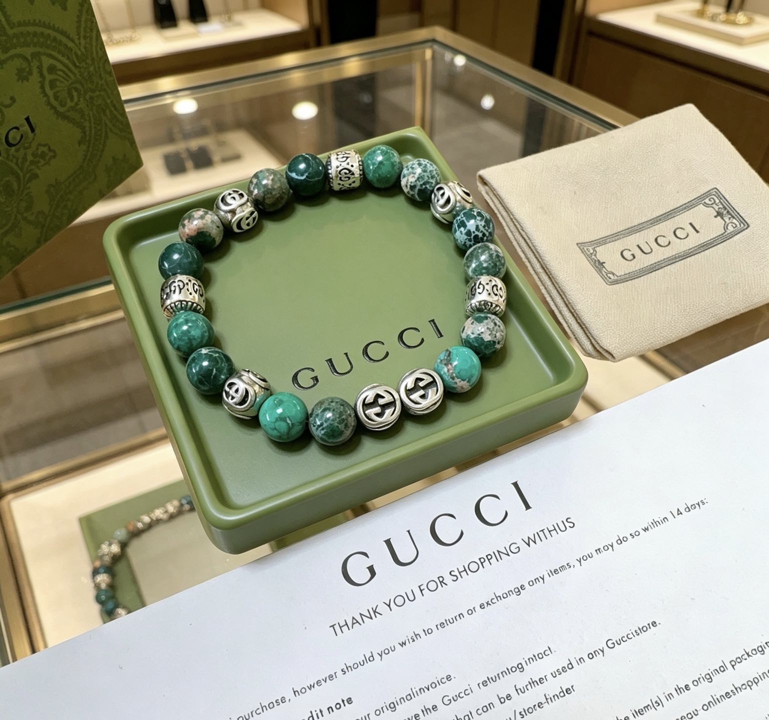 NO:862716,Batch New Product Release Gucci Bracelet Luxurious Gucci Bracelet Snakeskin Stone Bracelet Same for Men and Women The latest full-piece beaded bracelet is of a higher grade Stars’ Anger Forest Series Double G Retro Gucci Bracelet Size: 16-24 cm Details are distressed to the version Non-market glossy version Non-market ordinary make this one has been out Gucci’s best-selling model Very good match with clothes, jewelry boutiques, gucci, bracelet, snakeskin19860909批 新品发布 古驰手链奢华古驰手串 蛇皮石手链男女同款 最新款全件串珠手链档次更高明星同款Anger Forest系列双g复古古驰手链 尺寸:16-24厘米 细节对版做旧处理 非市面亮面版型 非市面普通做这款一直在出 古驰里面热卖款 非常好搭配衣服,饰品精品,gucci,bracelet,snakeskin,Jewelry