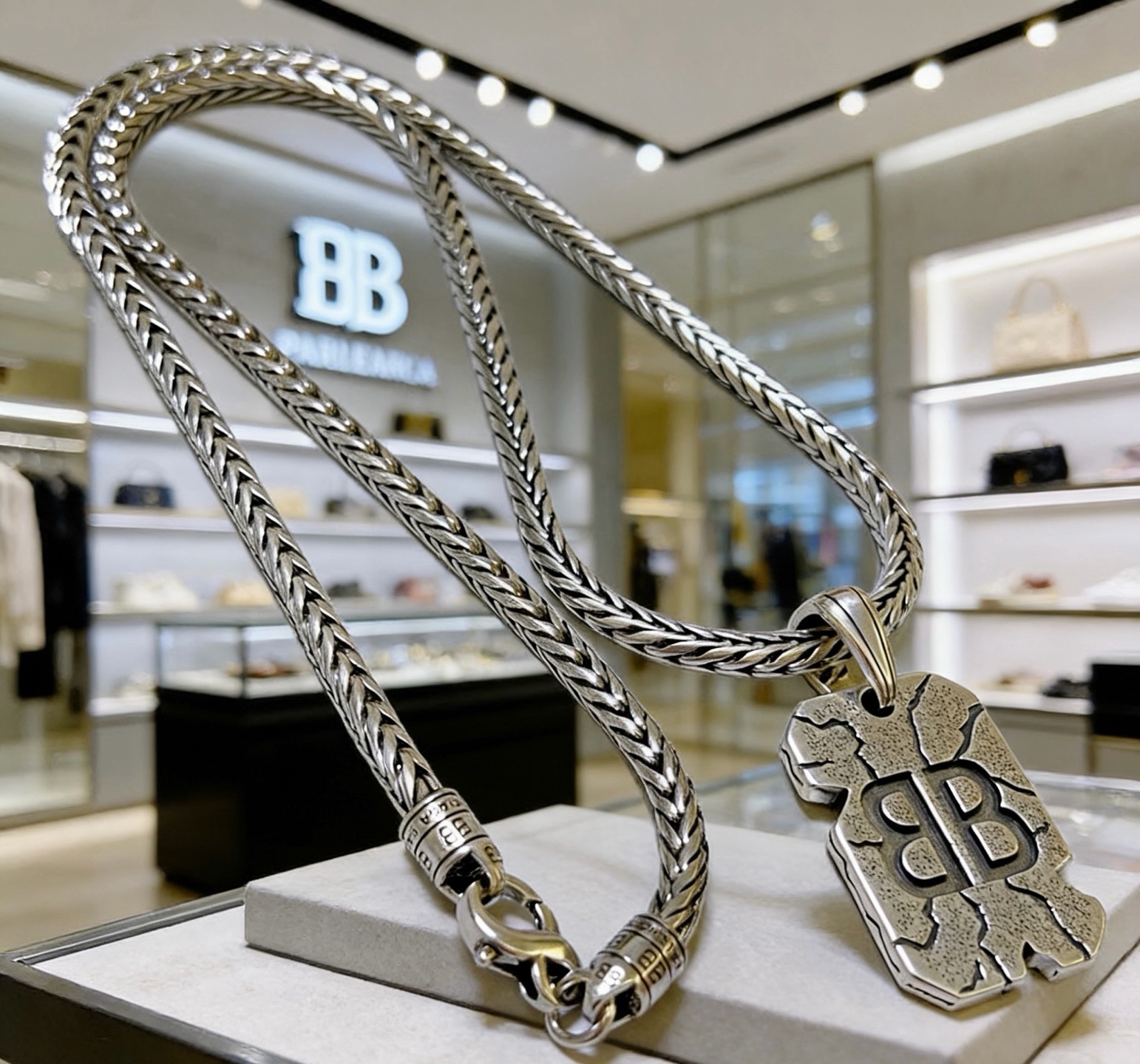 原单货🔹🔹新品 巴黎世家项链 Balenciaga 新款项链🔹专柜一致 细节做工精细 每个细节流程到位 