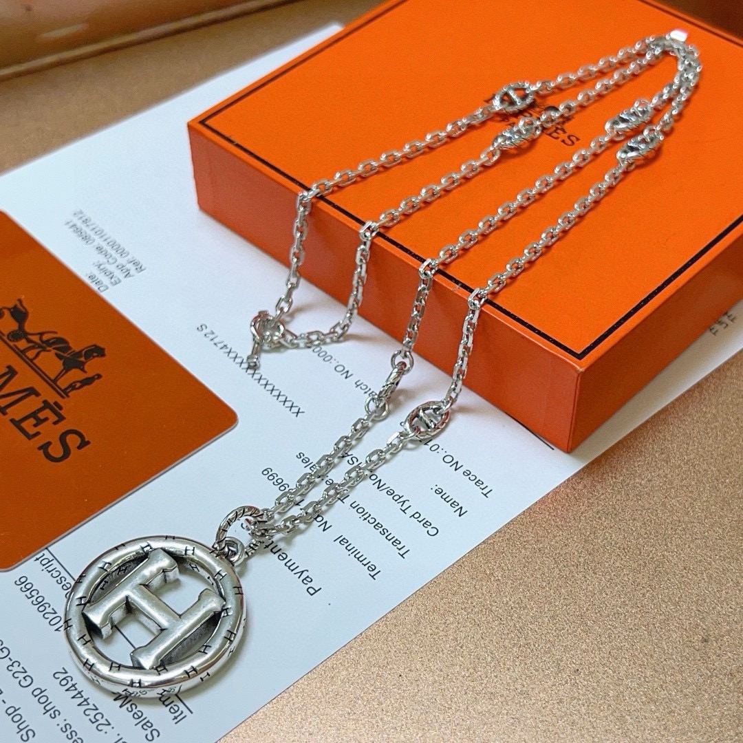 🌀🌟HERMES  爱马仕项链 猪鼻子项链系列首饰 进口定制.高端链条经典搭配 新品 简单时尚🌟专柜一致